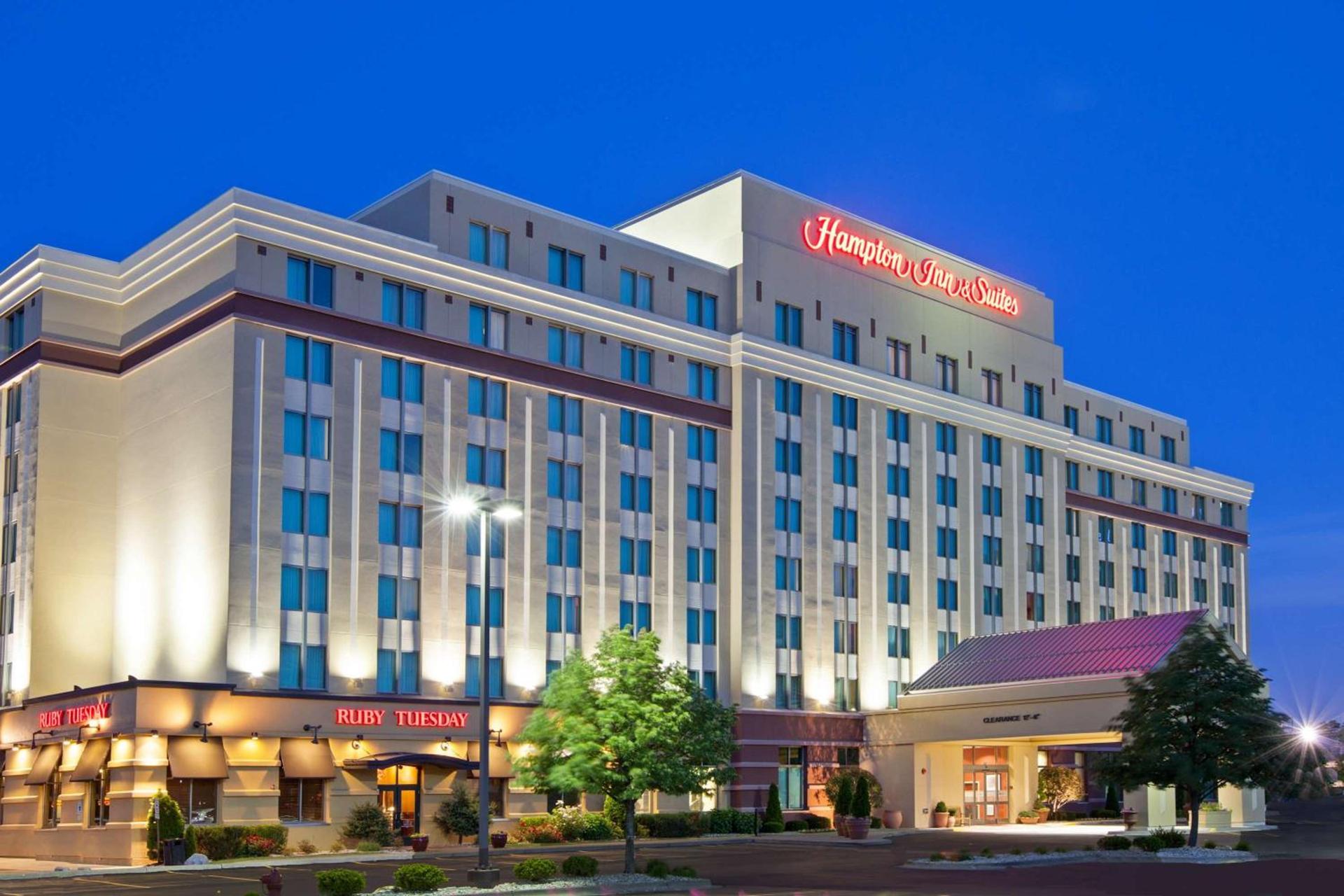 Hampton Inn & Suites Chicago North Shore — hotel in Skokie