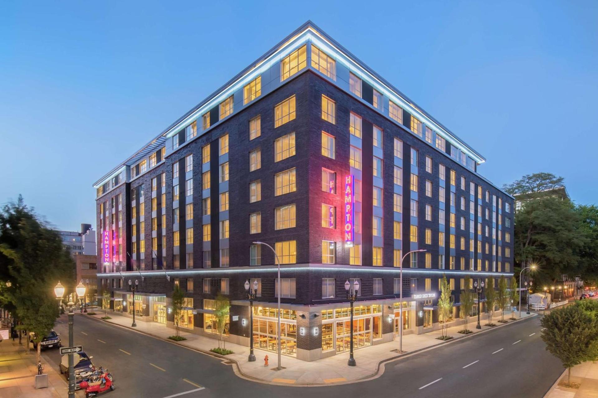 Hampton Inn And Suites By Hilton Portland-Pearl District — hotel in Portland