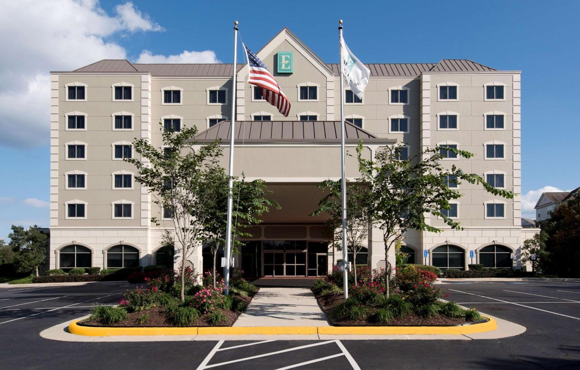 Embassy Suites by Hilton Dulles Airport — hotel in Herndon