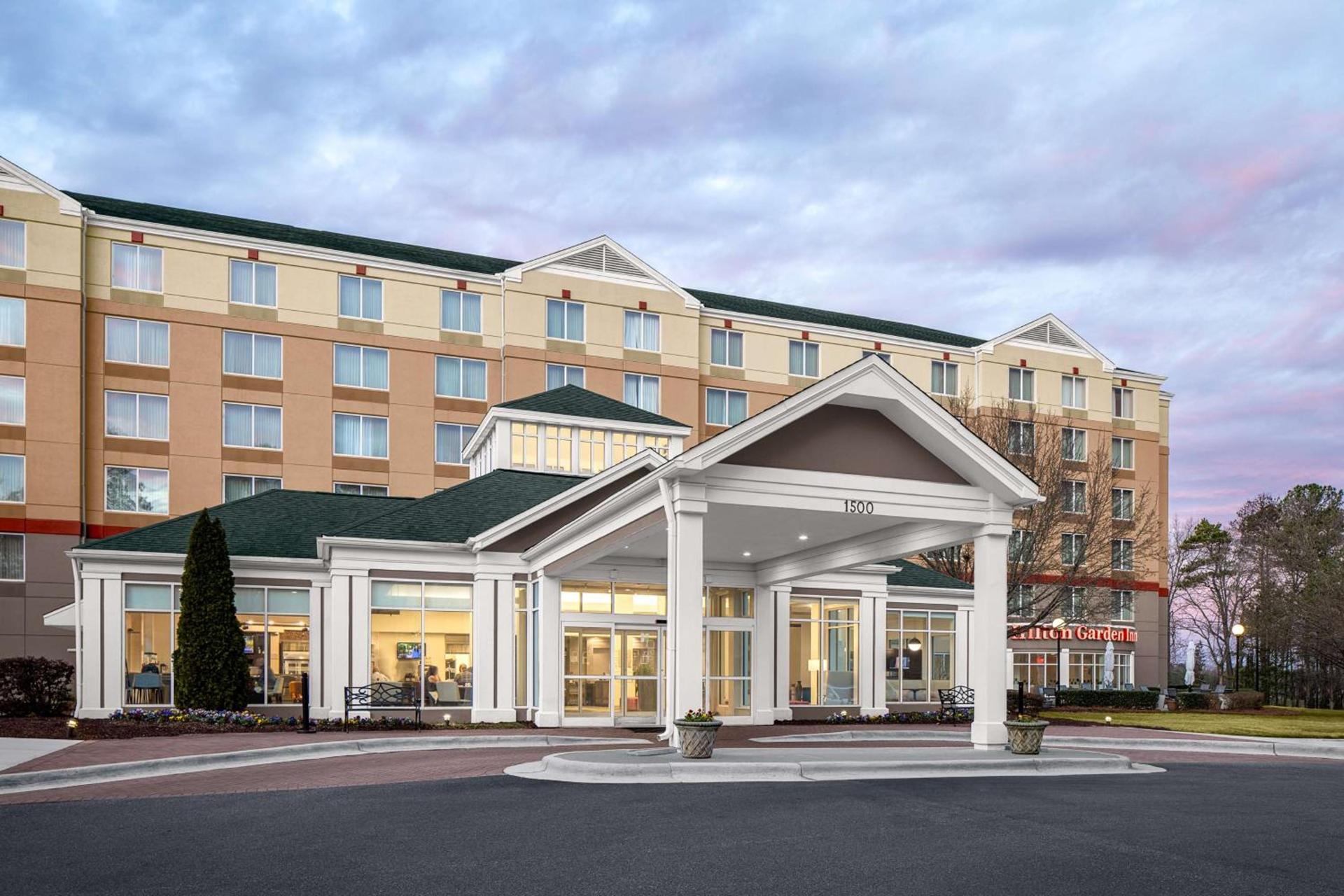 Hilton Garden Inn Raleigh Durham Airport — hotel in Morrisville