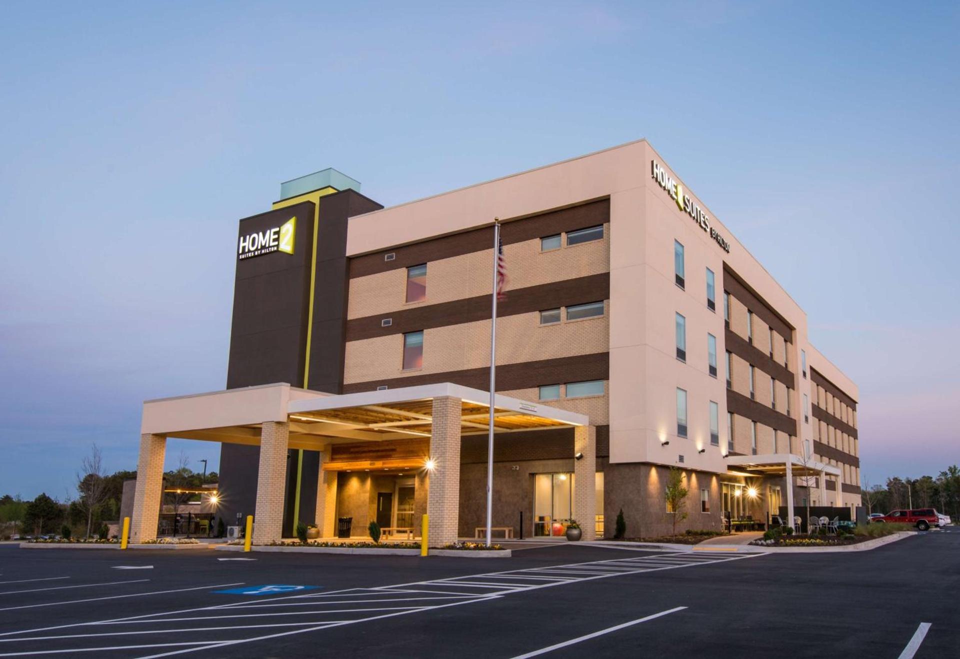 Home2 Suites by Hilton Atlanta Newnan — hotel in Newnan