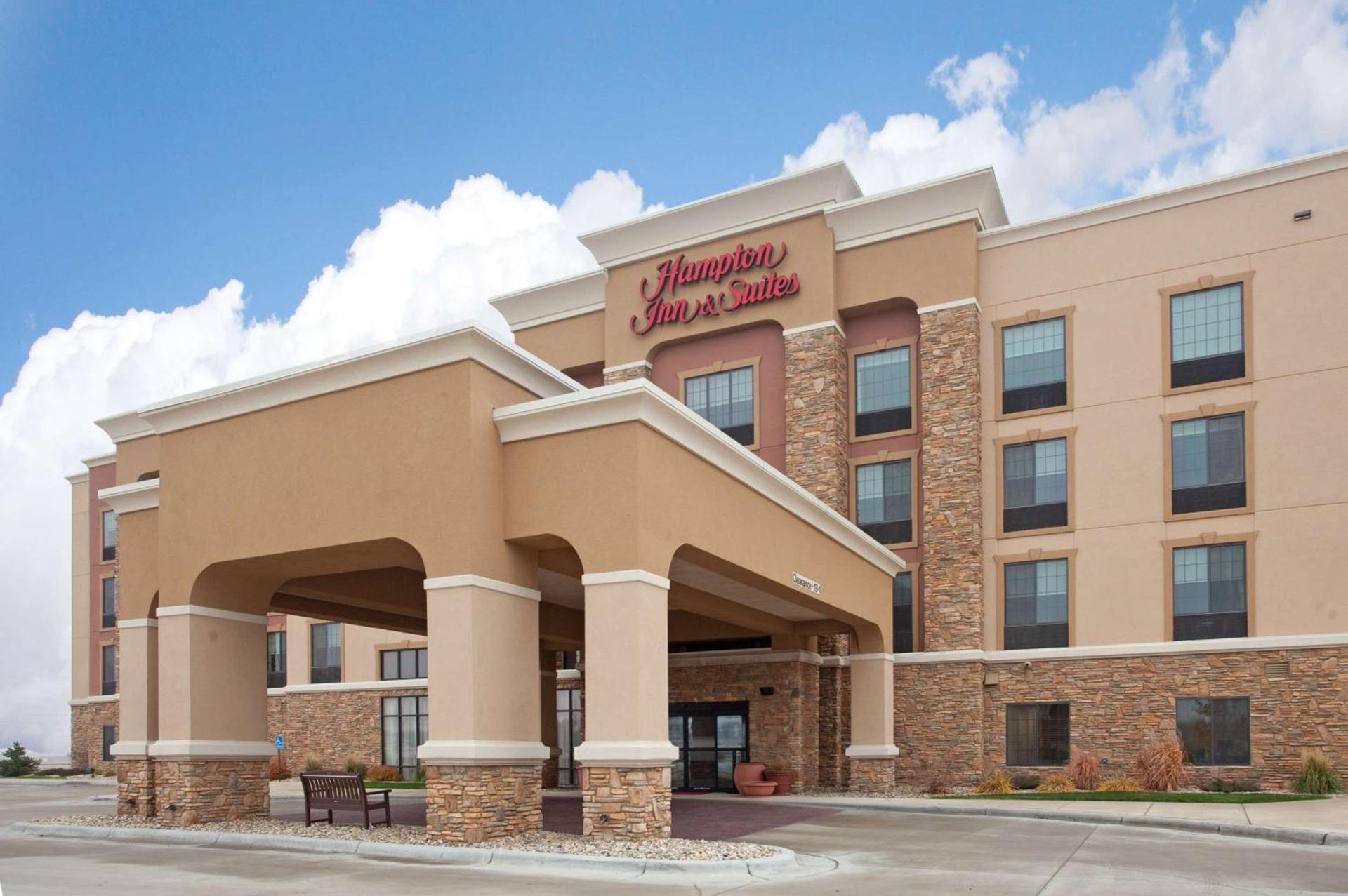 Hampton Inn & Suites Watertown — hotel in Watertown