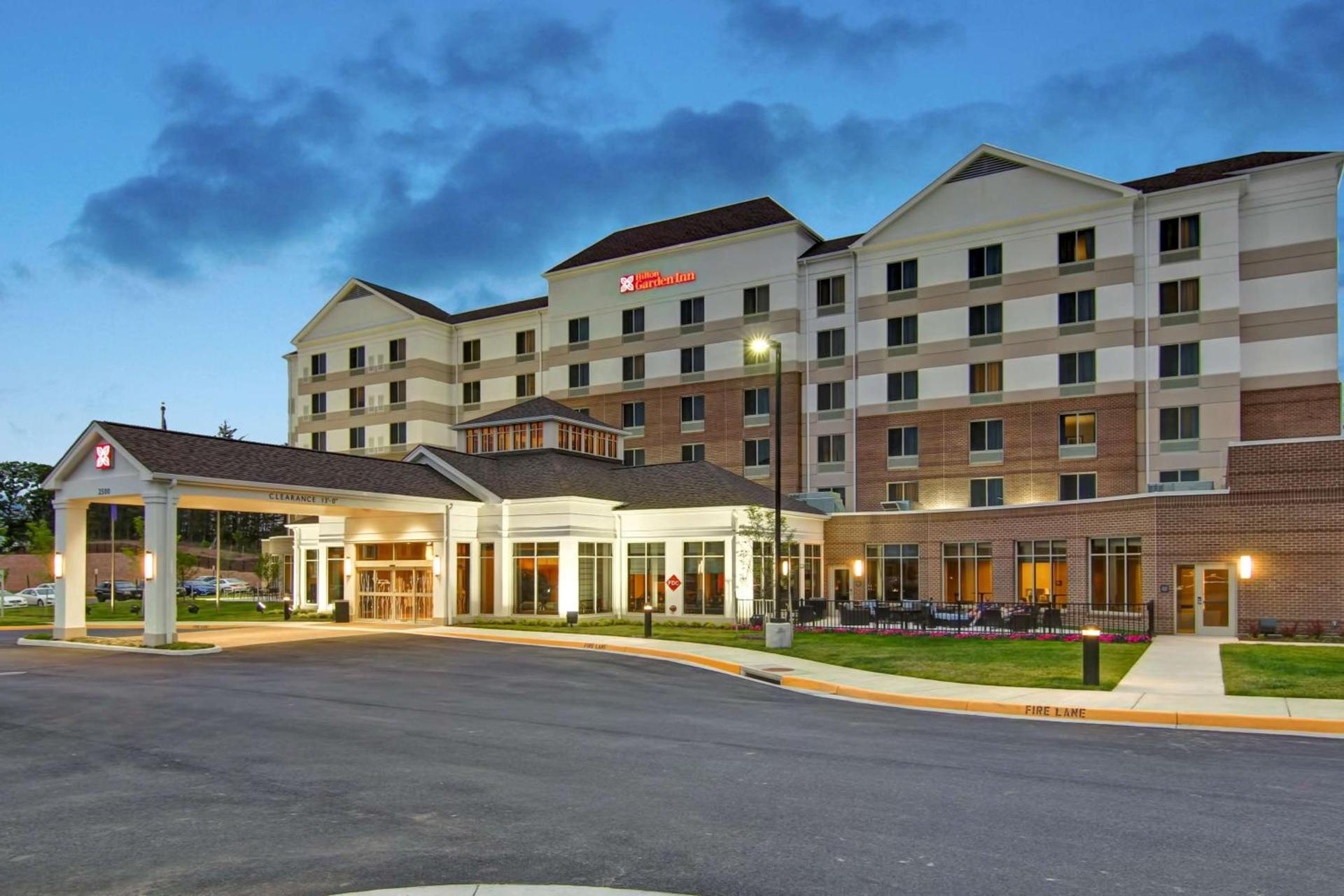 Hilton Garden Inn Woodbridge — hotel in Woodbridge