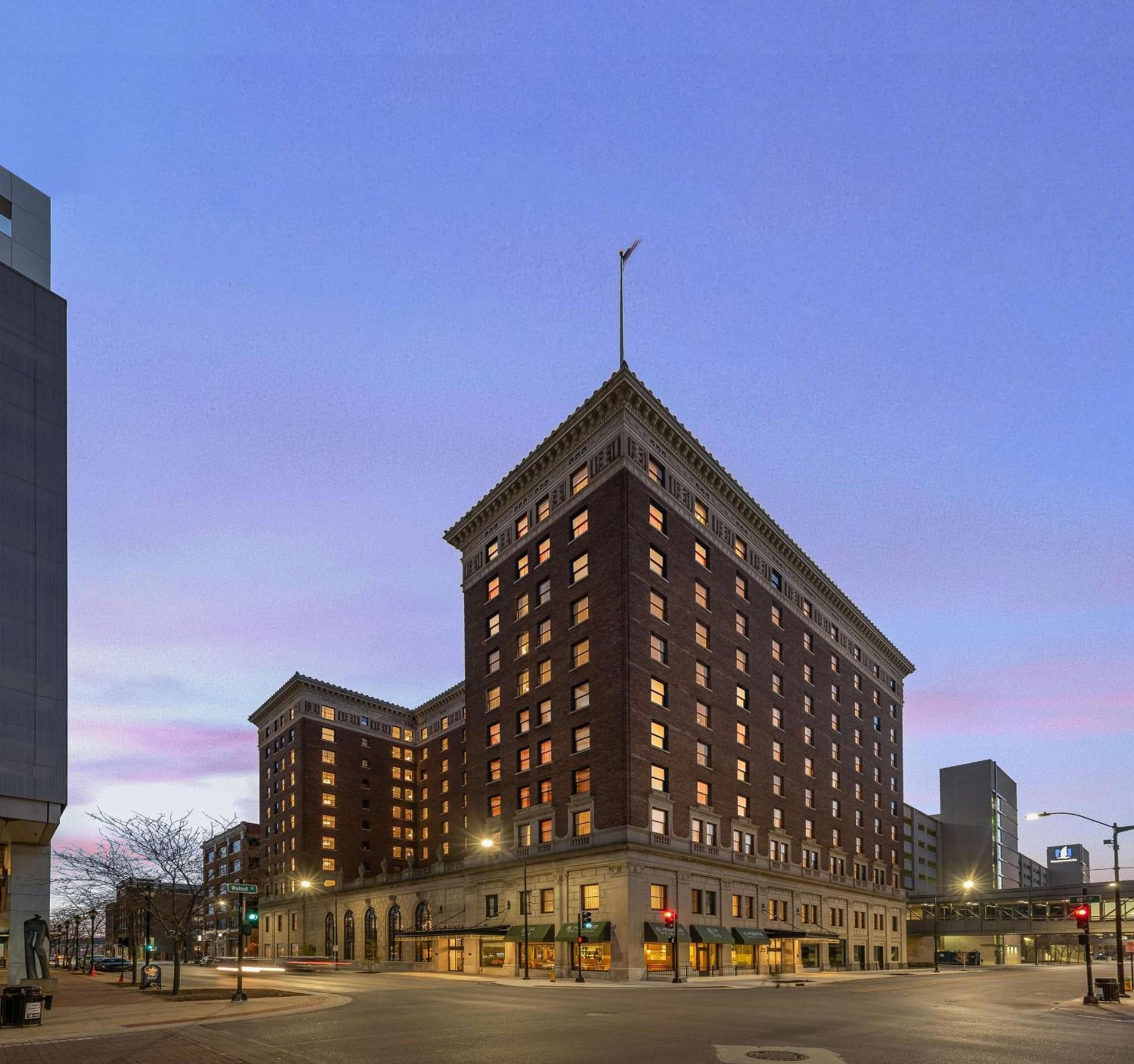 Hotel Fort Des Moines, Curio Collection By Hilton — hotel in Des Moines