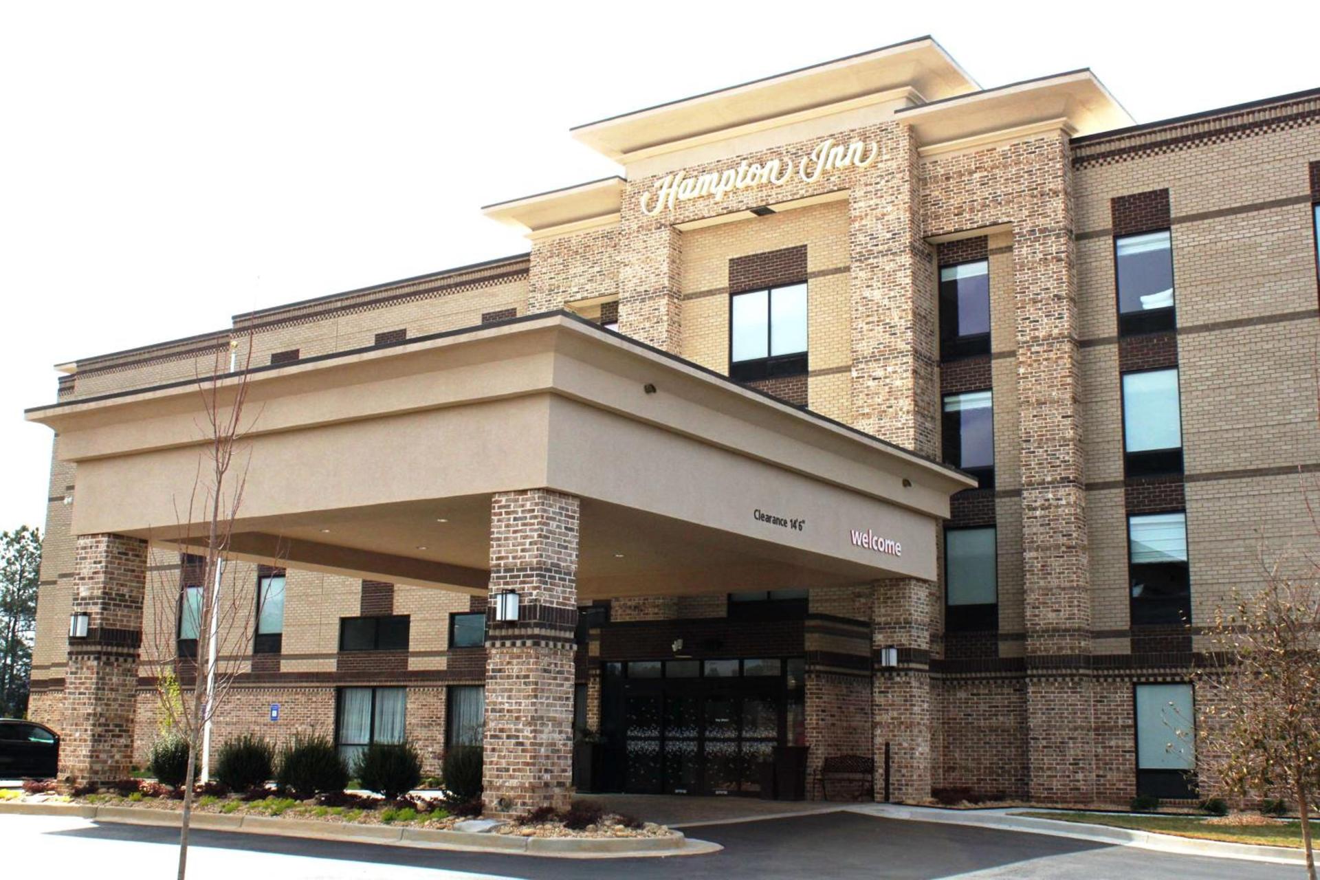 Hampton Inn Forsyth — hotel in Forsyth