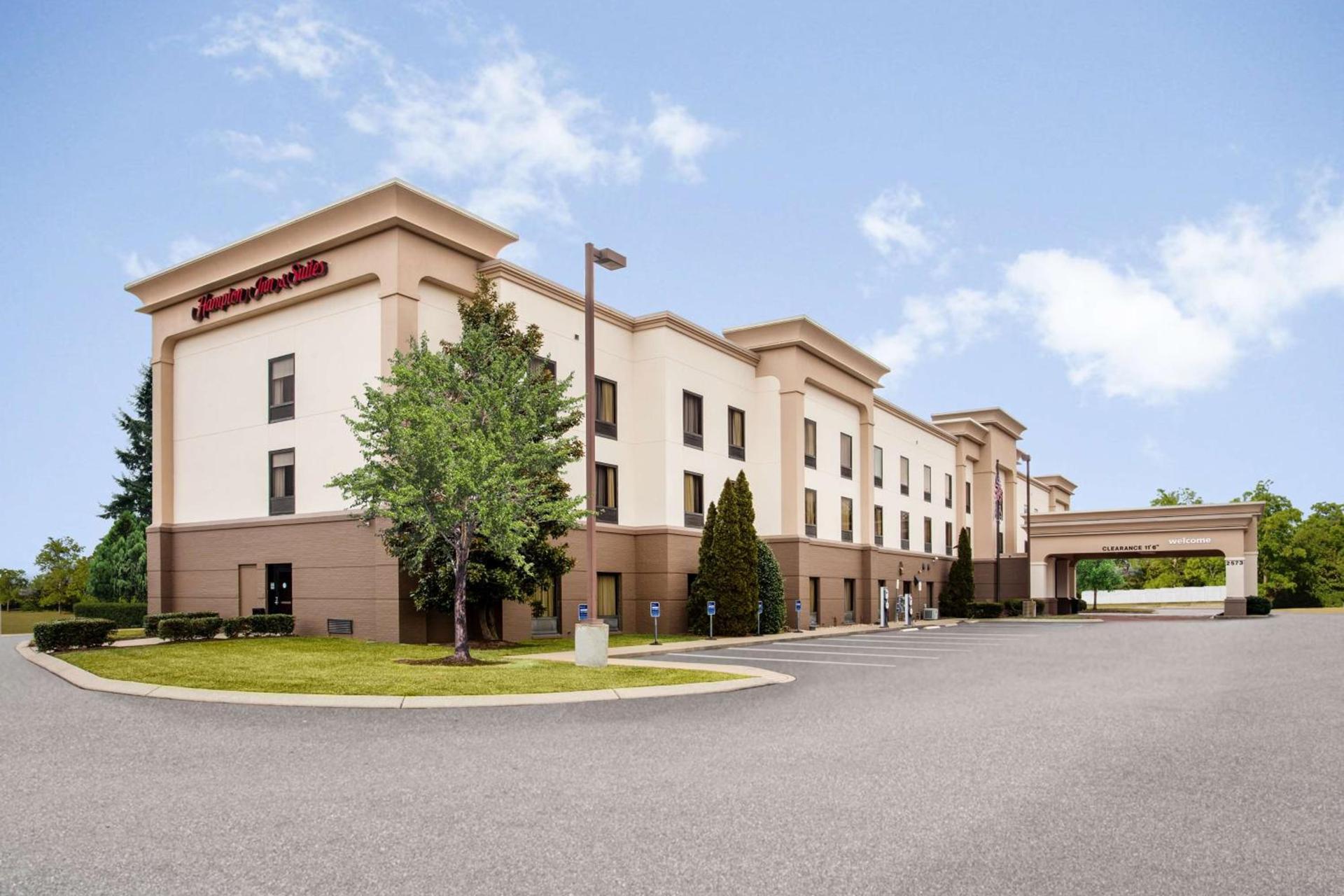 Hampton Inn & Suites Nashville-Smyrna — hotel in Smyrna