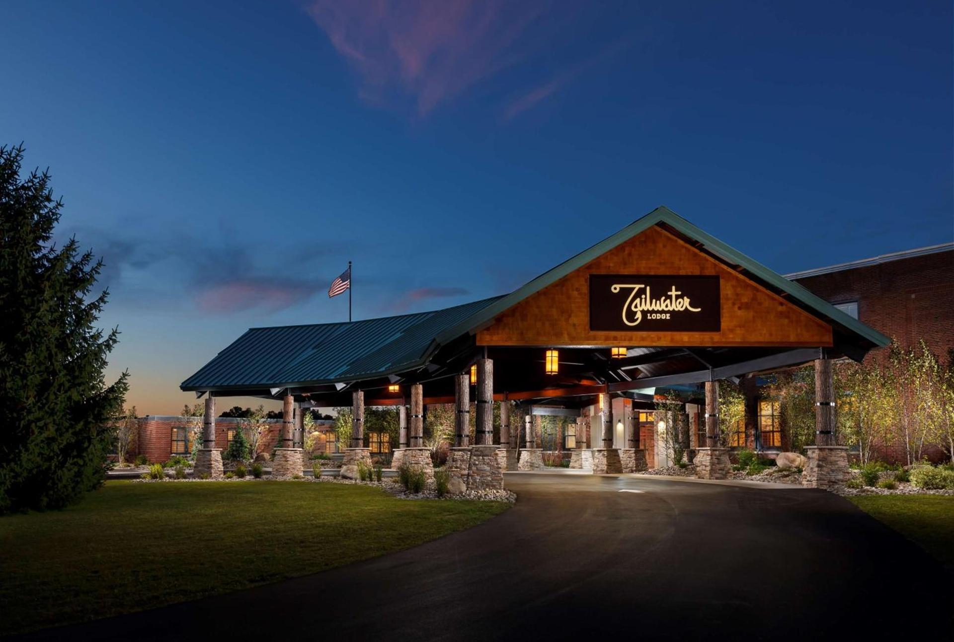 Tailwater Lodge Altmar, Tapestry Collection By Hilton — hotel in Pulaski