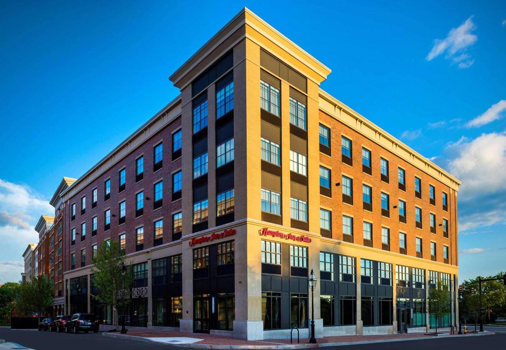 Hampton Inn & Suites Portsmouth Downtown — hotel in Portsmouth