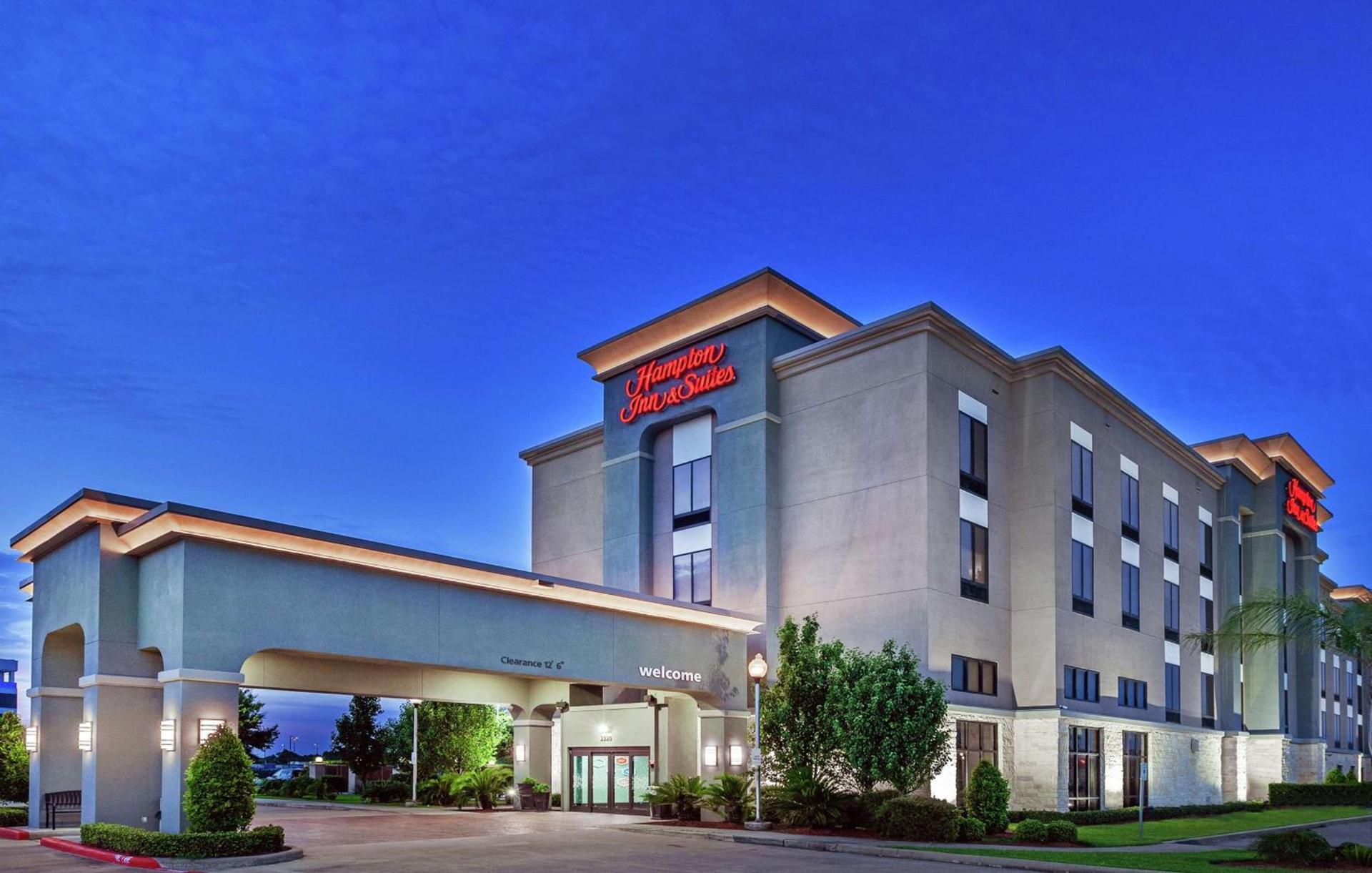 Hampton Inn & Suites Houston/League City — hotel in League City