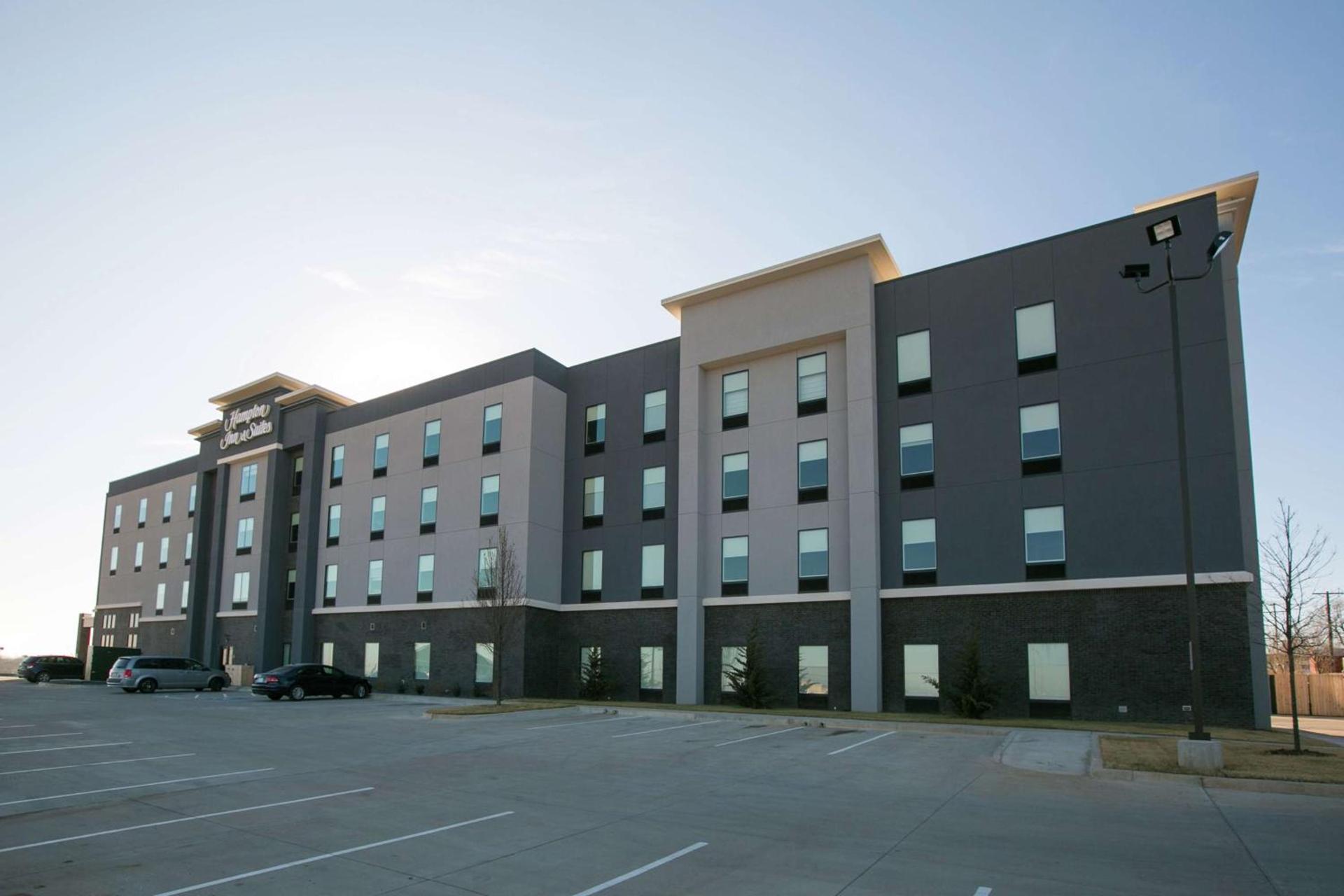 Hampton Inn & Suites Stroud — hotel in Stroud