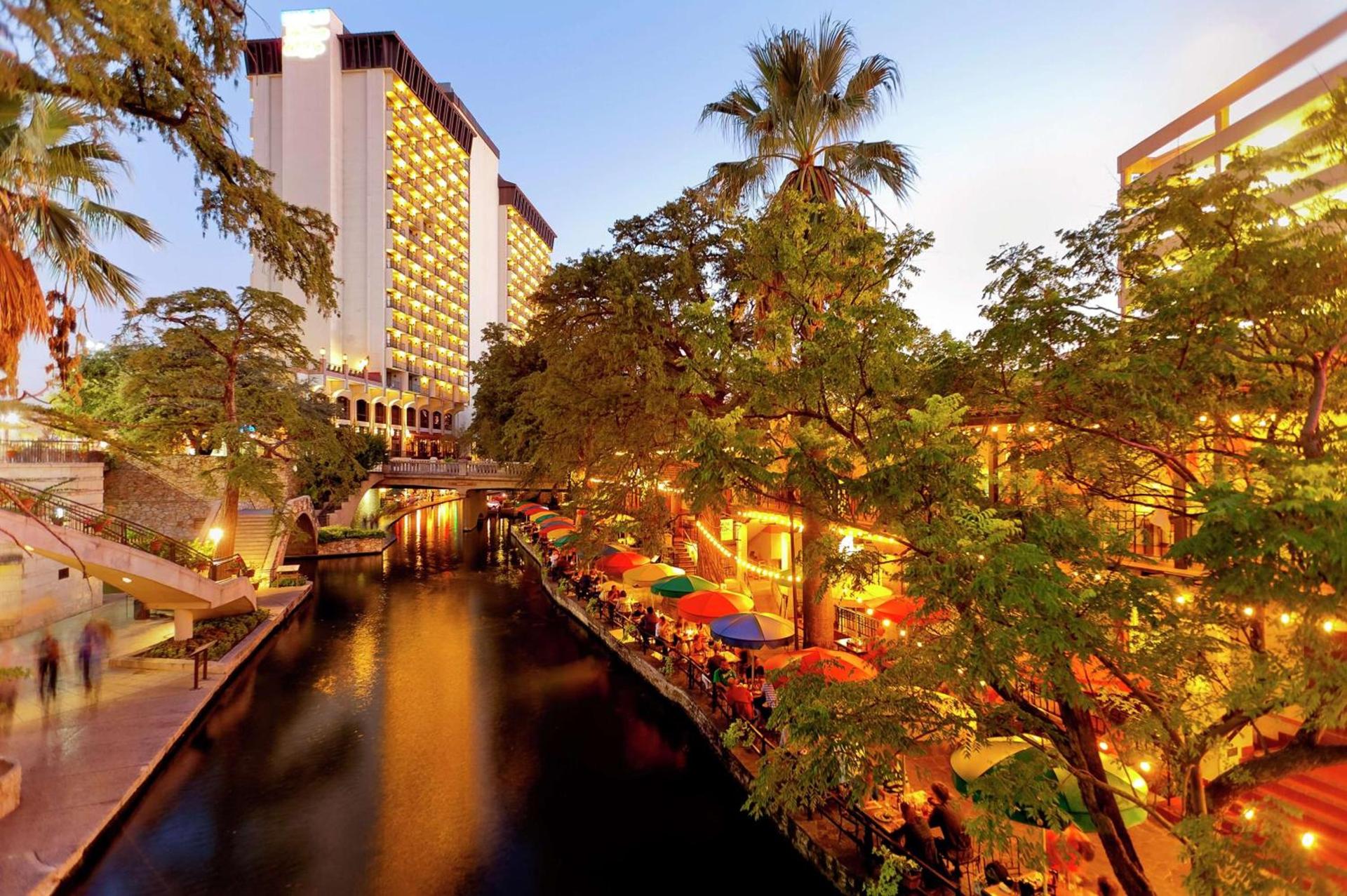 Hilton Palacio del Rio — hotel in San Antonio