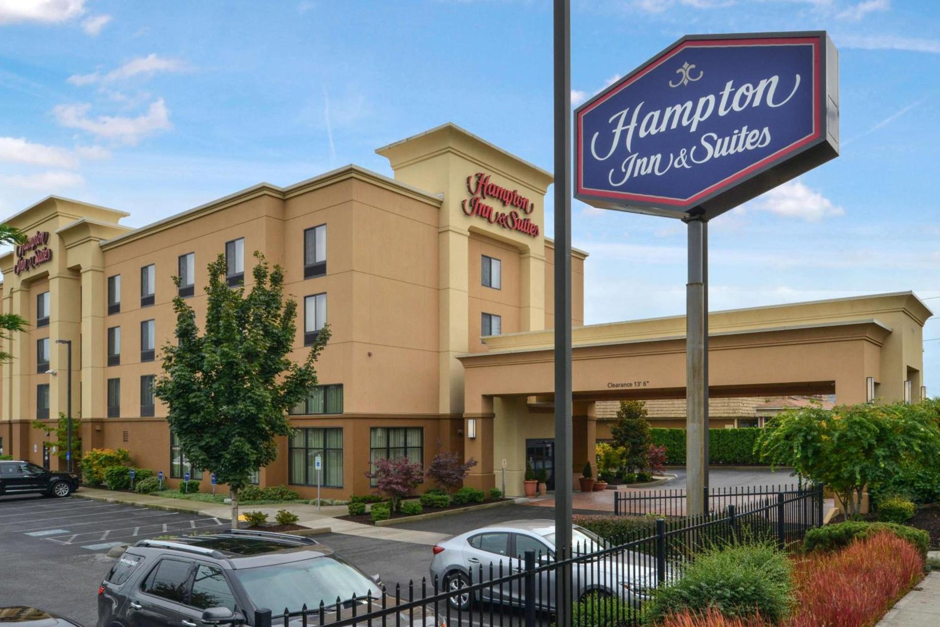 Hampton Inn & Suites Tacoma — hotel in Tacoma