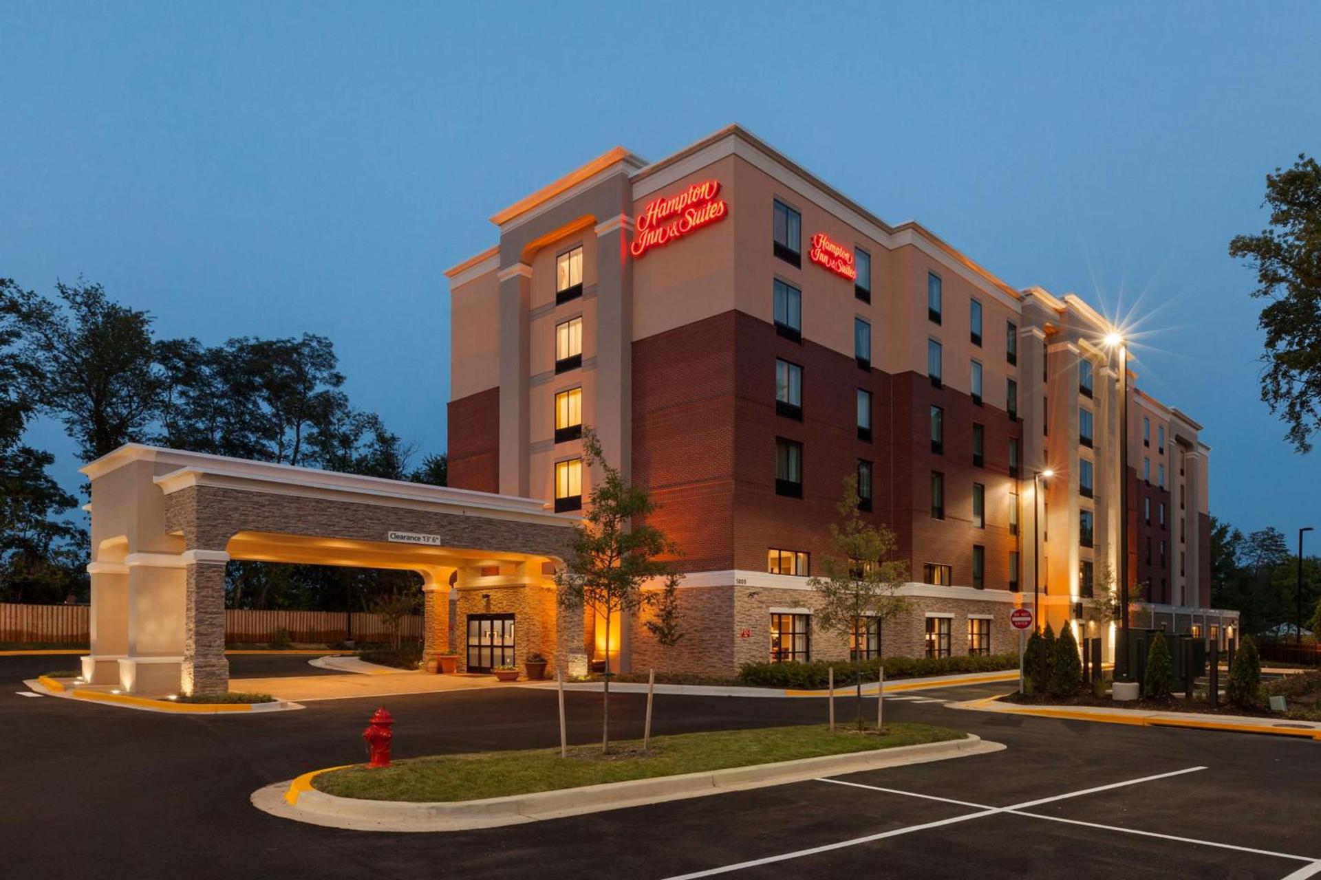 Hampton Inn and Suites Camp Springs — hotel in Camp Springs