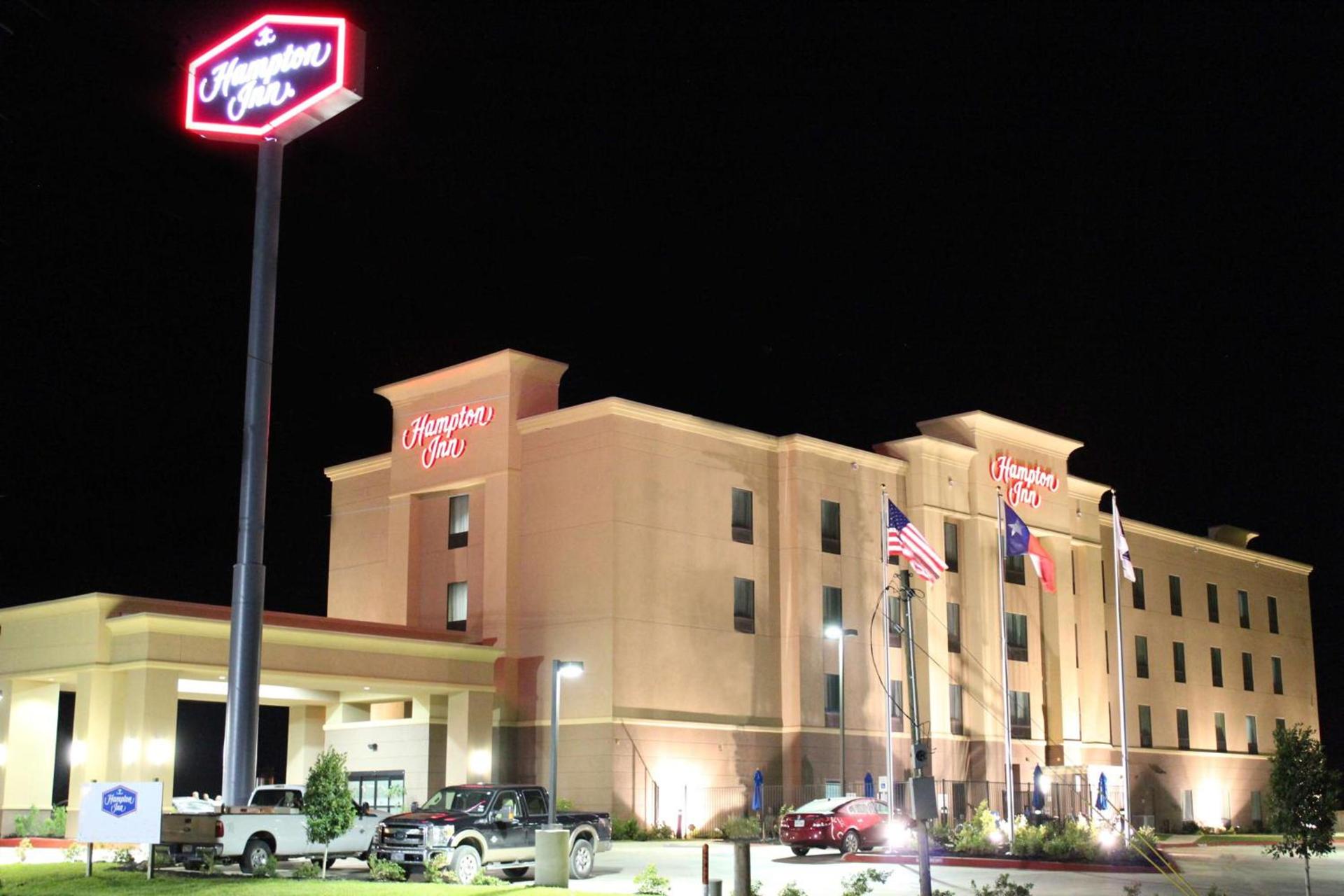 Hampton Inn Cotulla — hotel in Cotulla