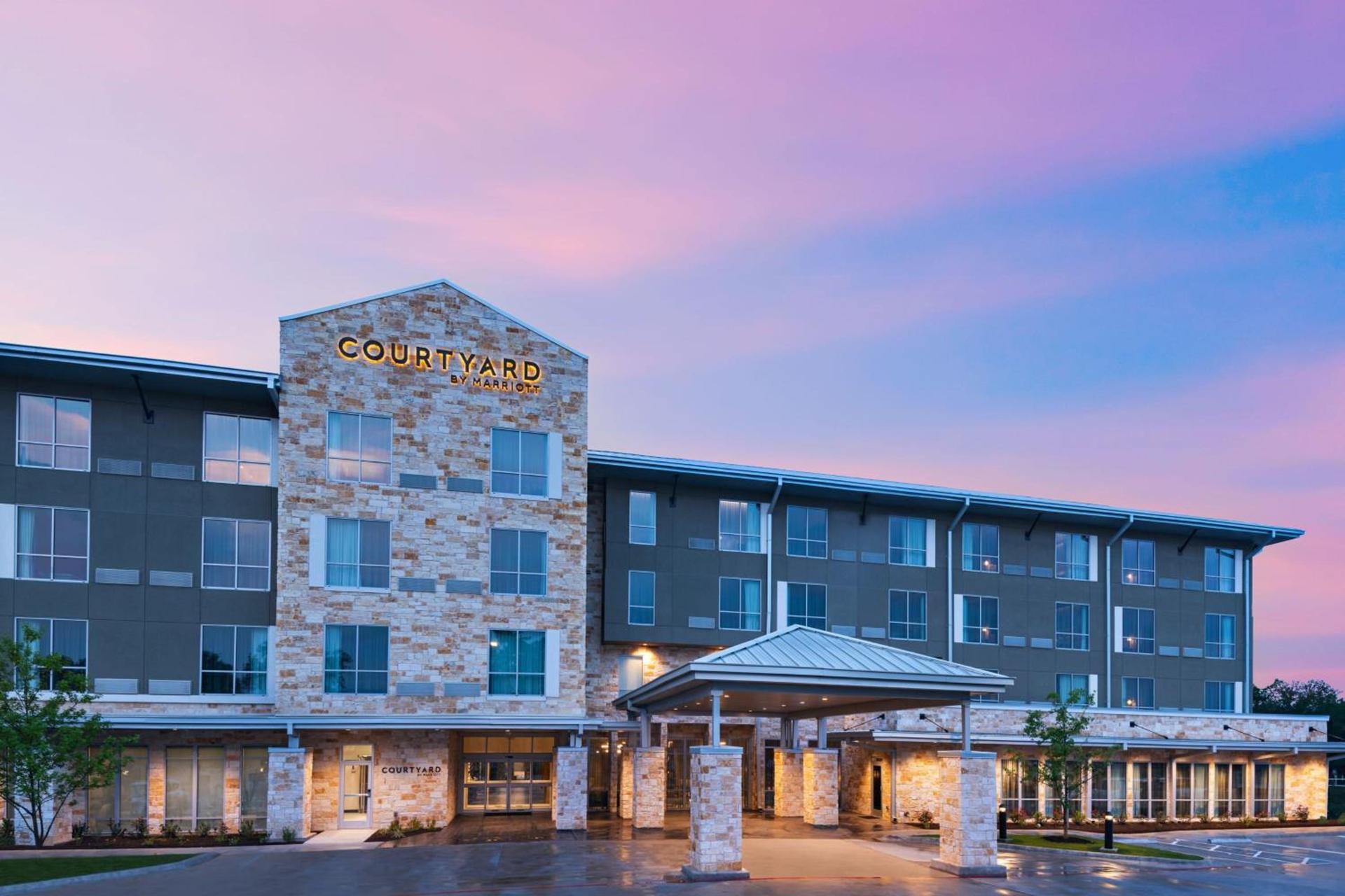 Courtyard by Marriott Austin Dripping Springs — hotel in Dripping Springs