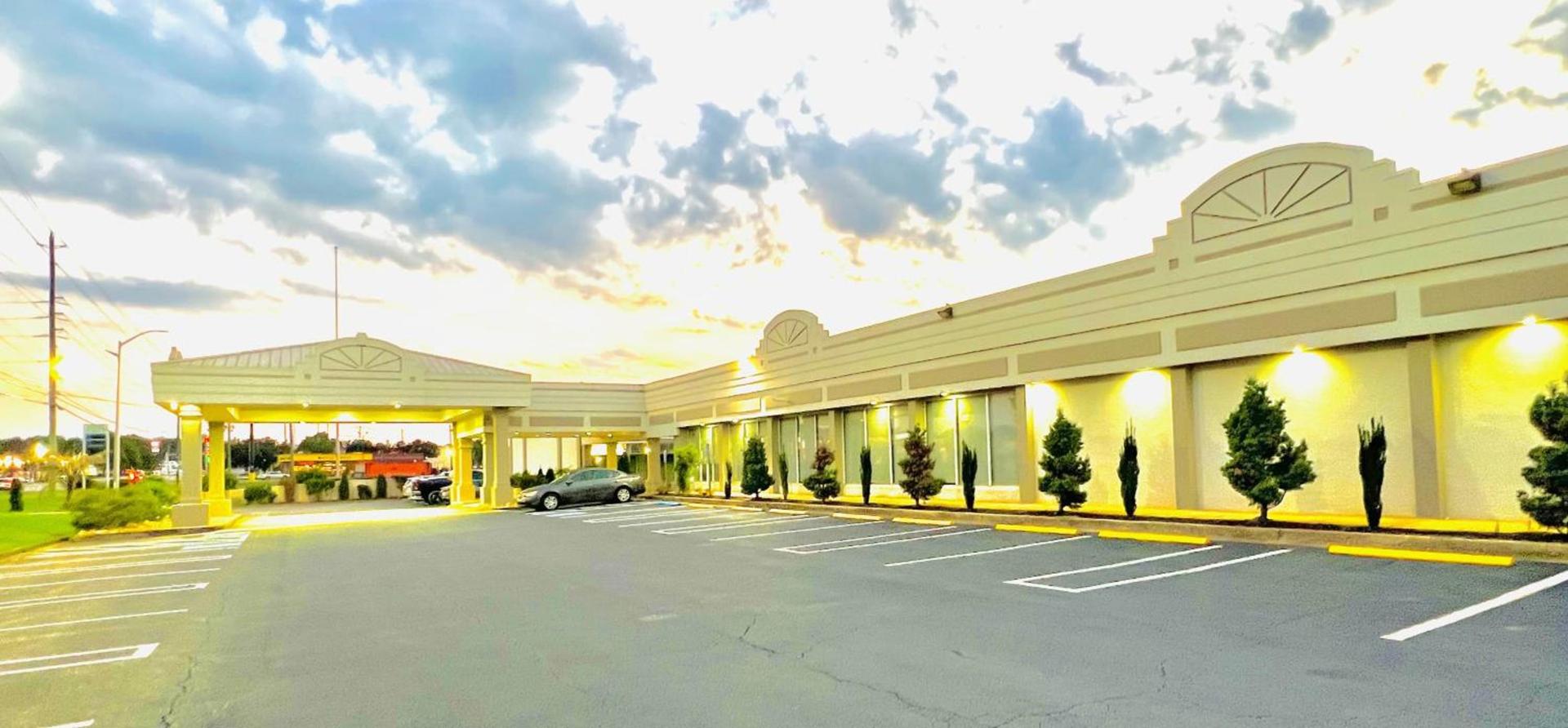 Quality Inn & Suites McDonough South I-75 — hotel in McDonough
