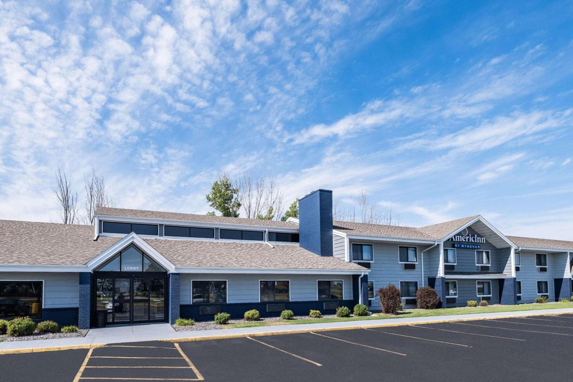 AmericInn by Wyndham Plover Stevens Point — hotel in Plover