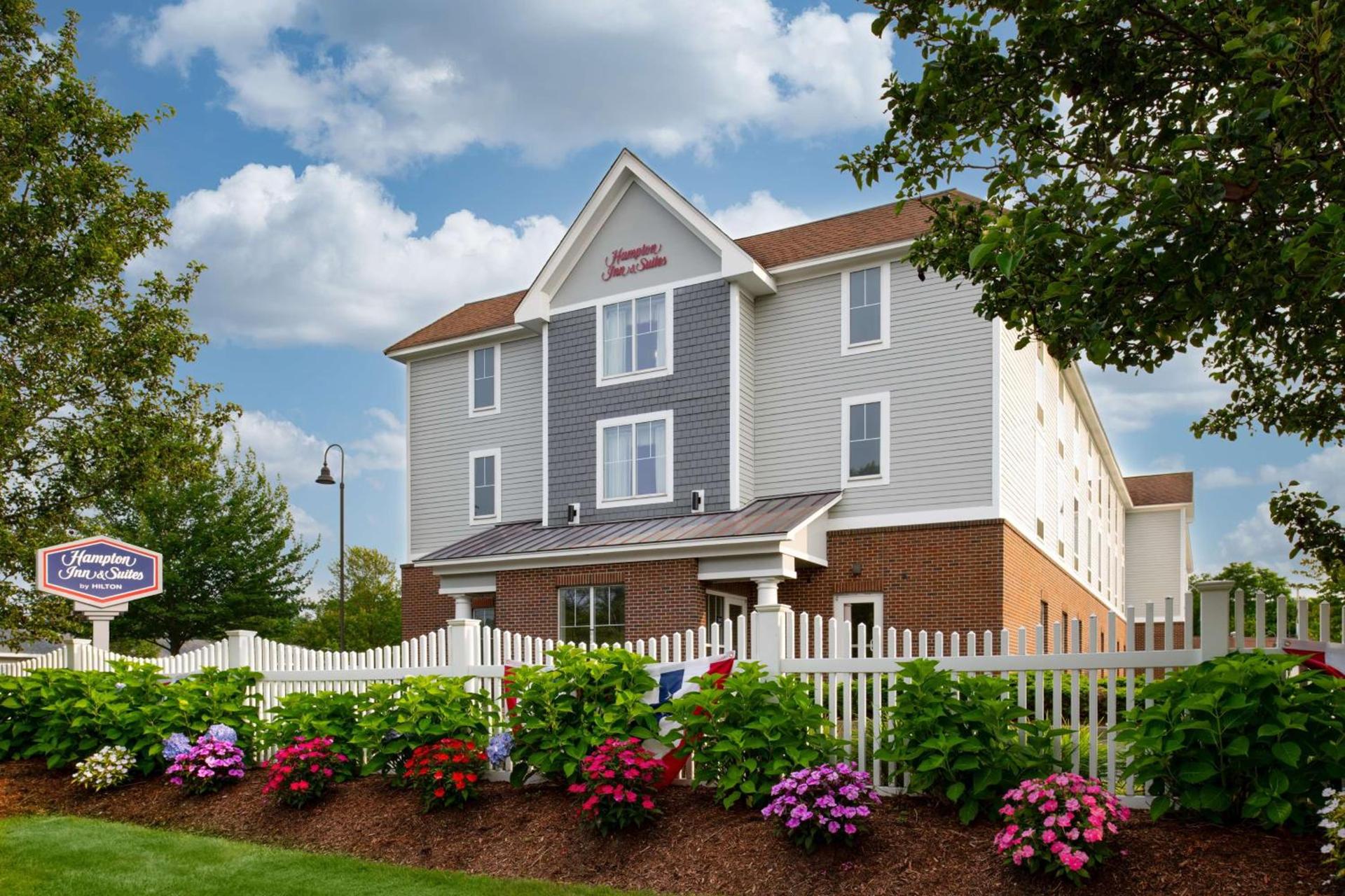 Hampton Inn & Suites - Cape Cod / West Yarmouth — hotel in West Yarmouth