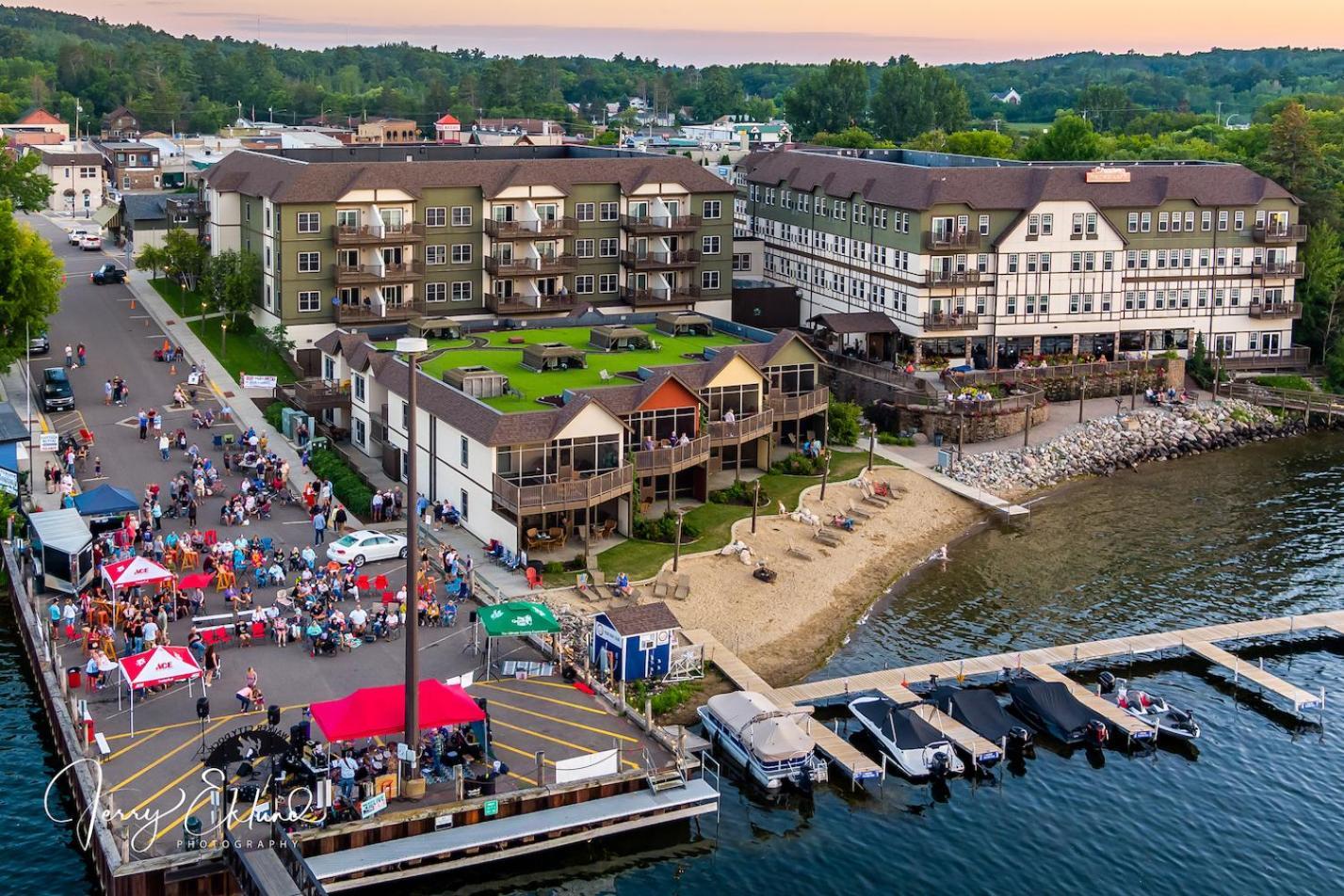 Chase On The Lake — hotel in Walker