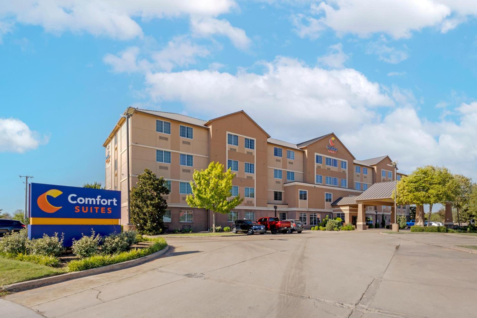 Comfort Suites Waco North - Near University Area — hotel in Waco