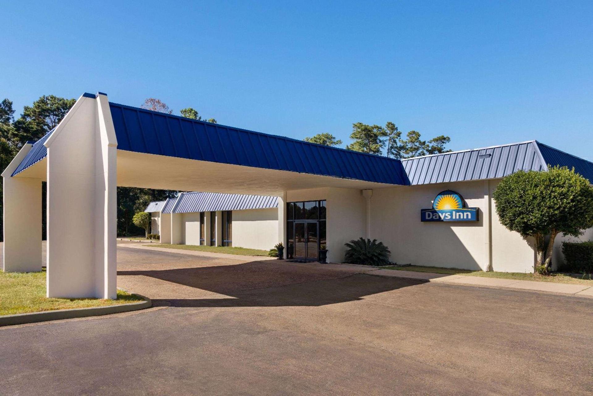 Days Inn by Wyndham McComb MS — hotel in McComb