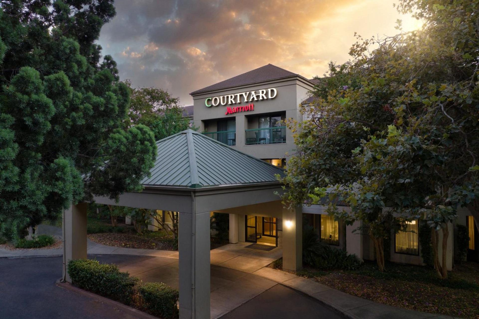 Courtyard by Marriott Stockton — hotel in Stockton