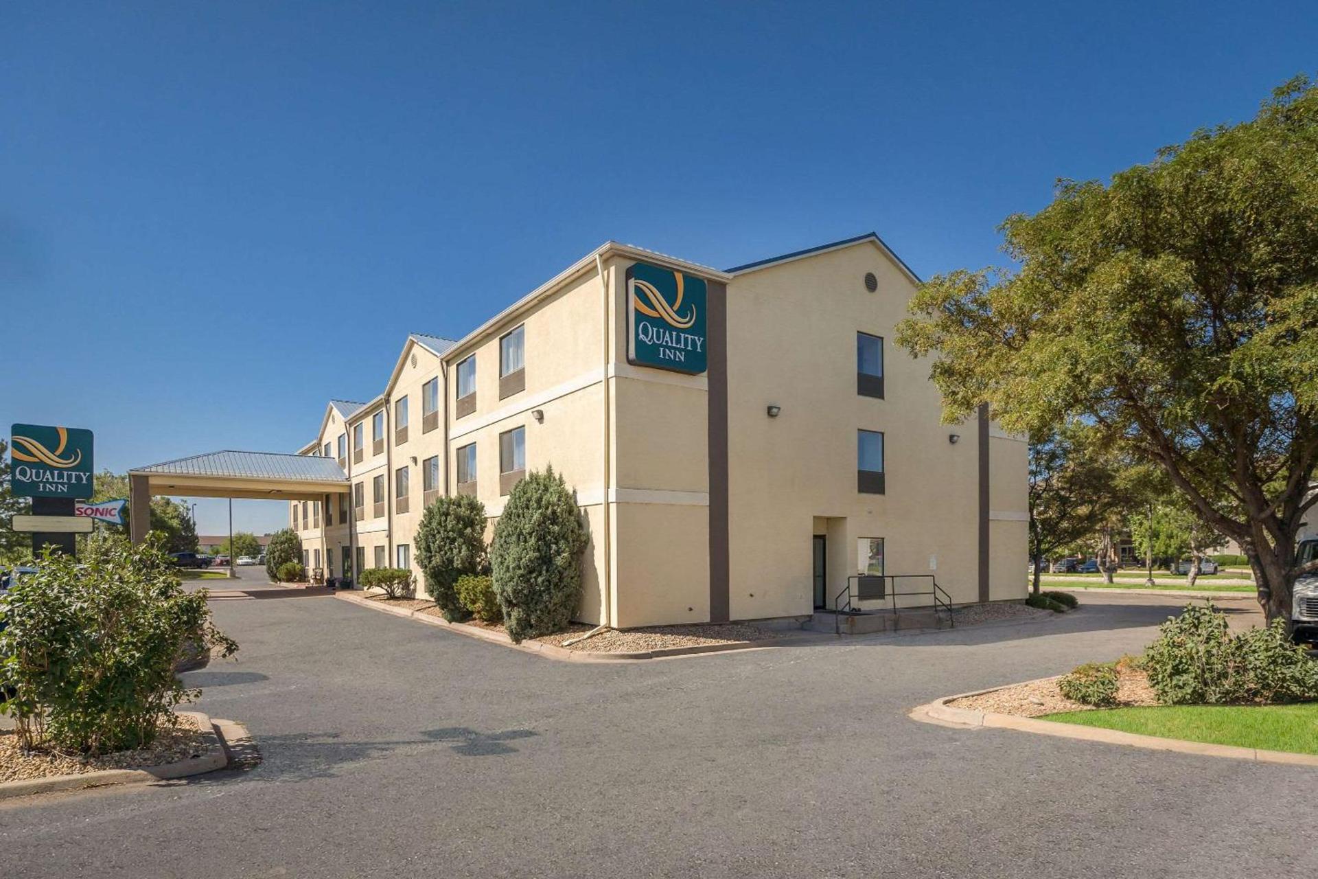 Quality Inn Denver Northeast Brighton — hotel in Brighton