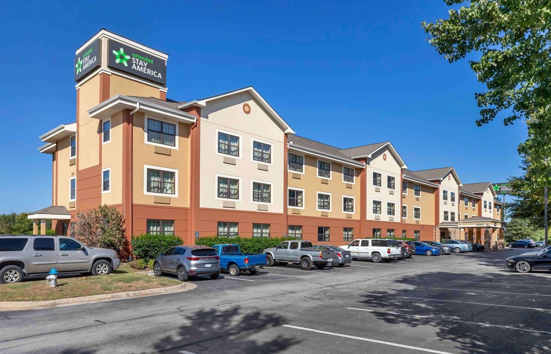 Extended Stay America Select Suites - Fayetteville - Springdale — hotel in Springdale