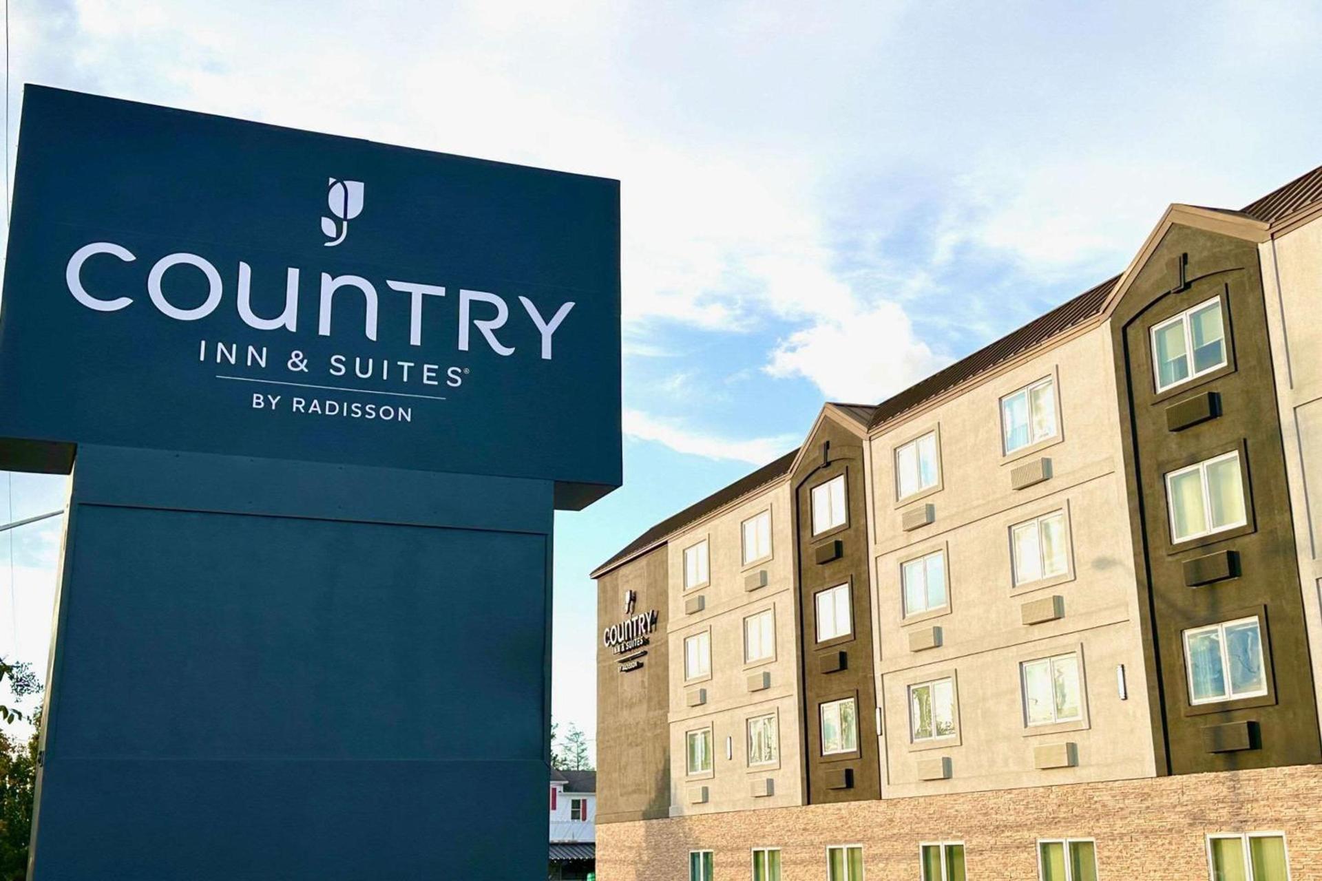 Country Inn & Suites by Radisson Rehoboth Beach - Dewey — hotel in Rehoboth Beach