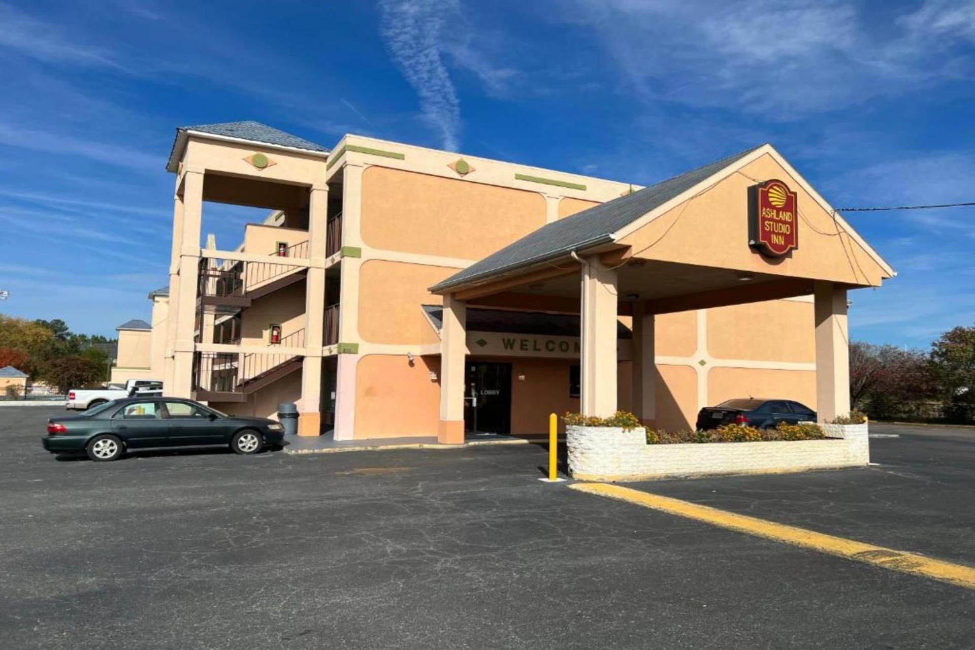 Ashland Studio Inn Richmond North near Kings Dominion -Listing Partner — hotel in Ashland