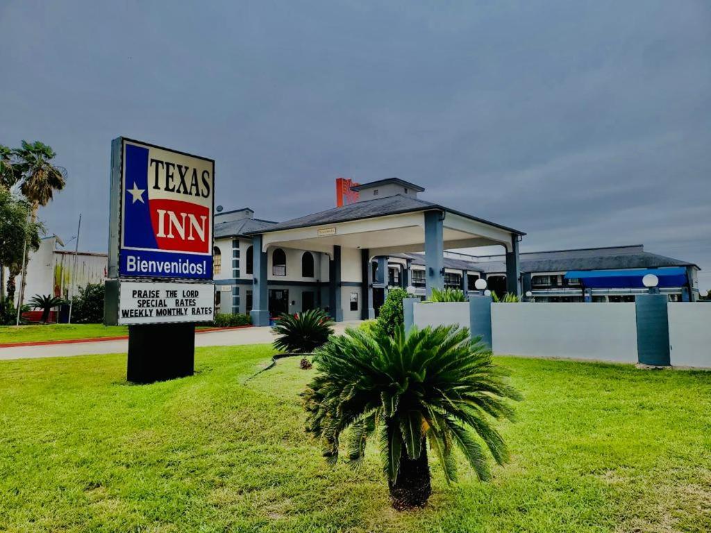 Texas Inn and Suites Raymondville — hotel in Raymondville