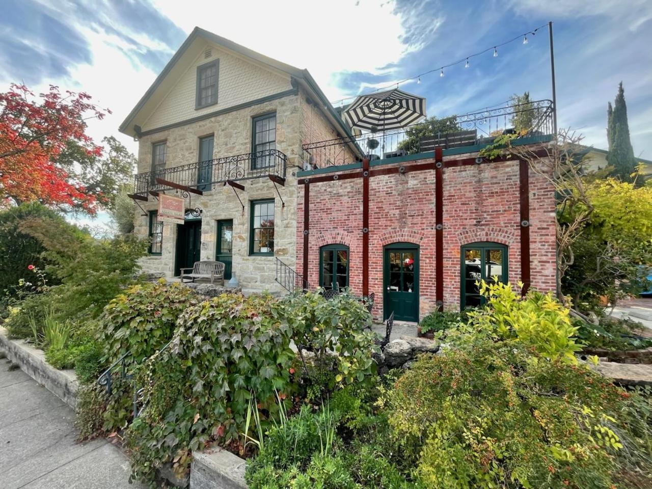 Maison Fleurie, A Four Sisters Inn — hotel in Yountville
