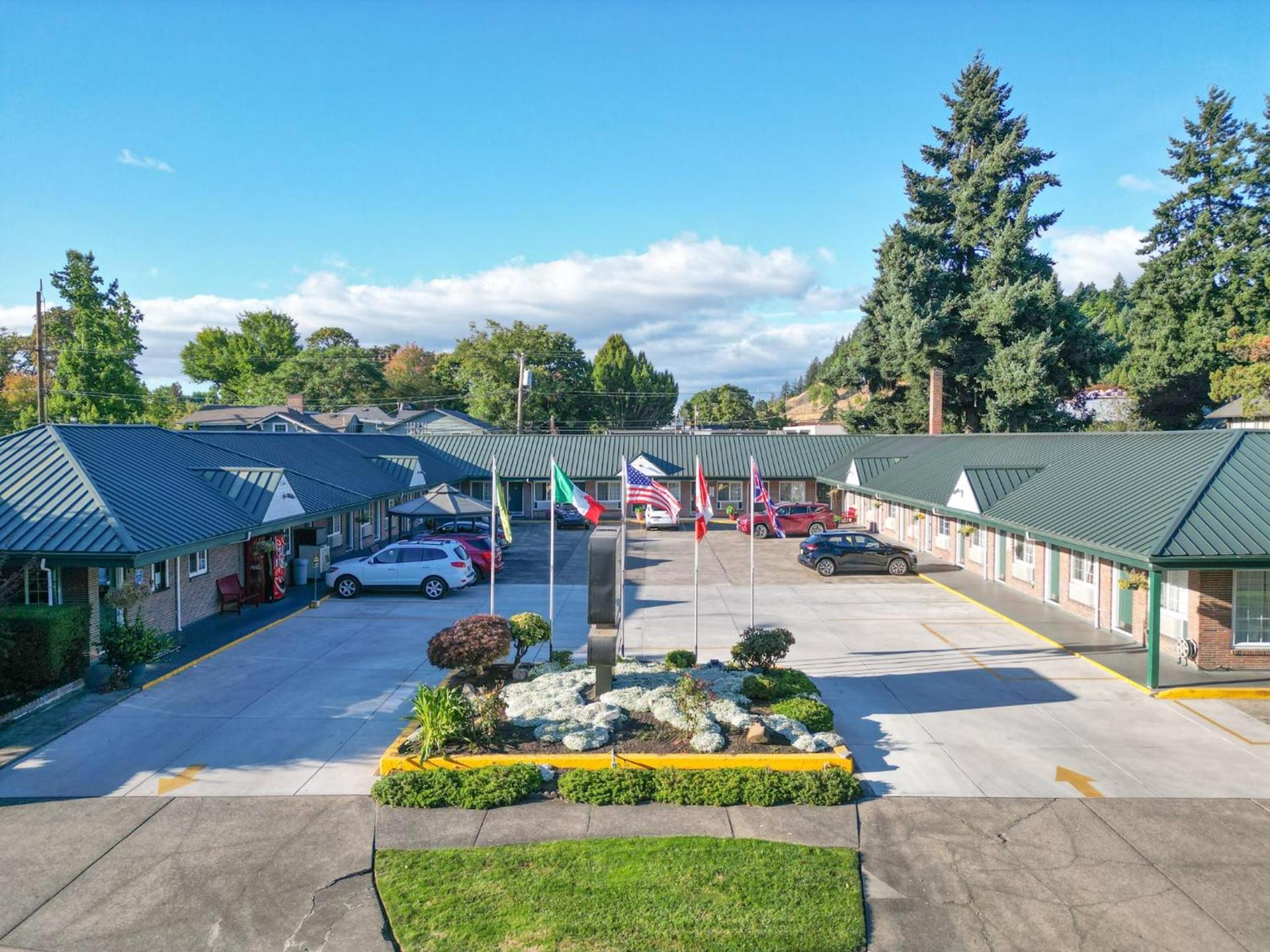 Courtesy Inn Downtown Eugene — hotel in Eugene