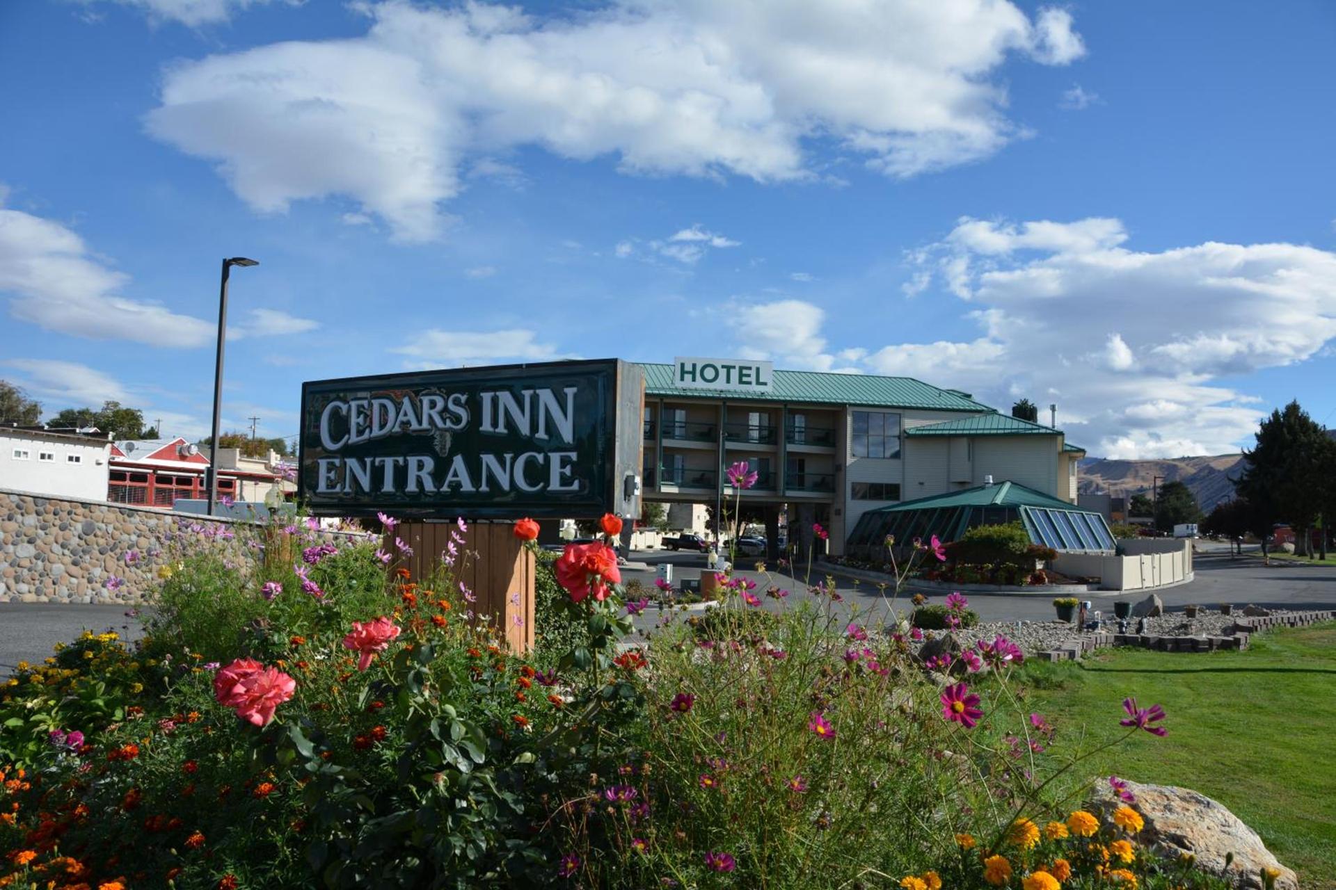 Cedars Inn — hotel in Wenatchee