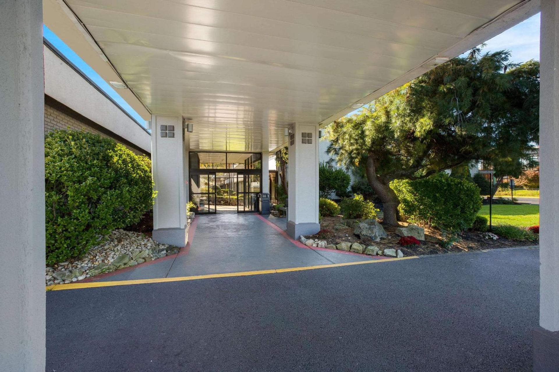 Quality Inn Wayne - Fairfield Area — hotel in Wayne