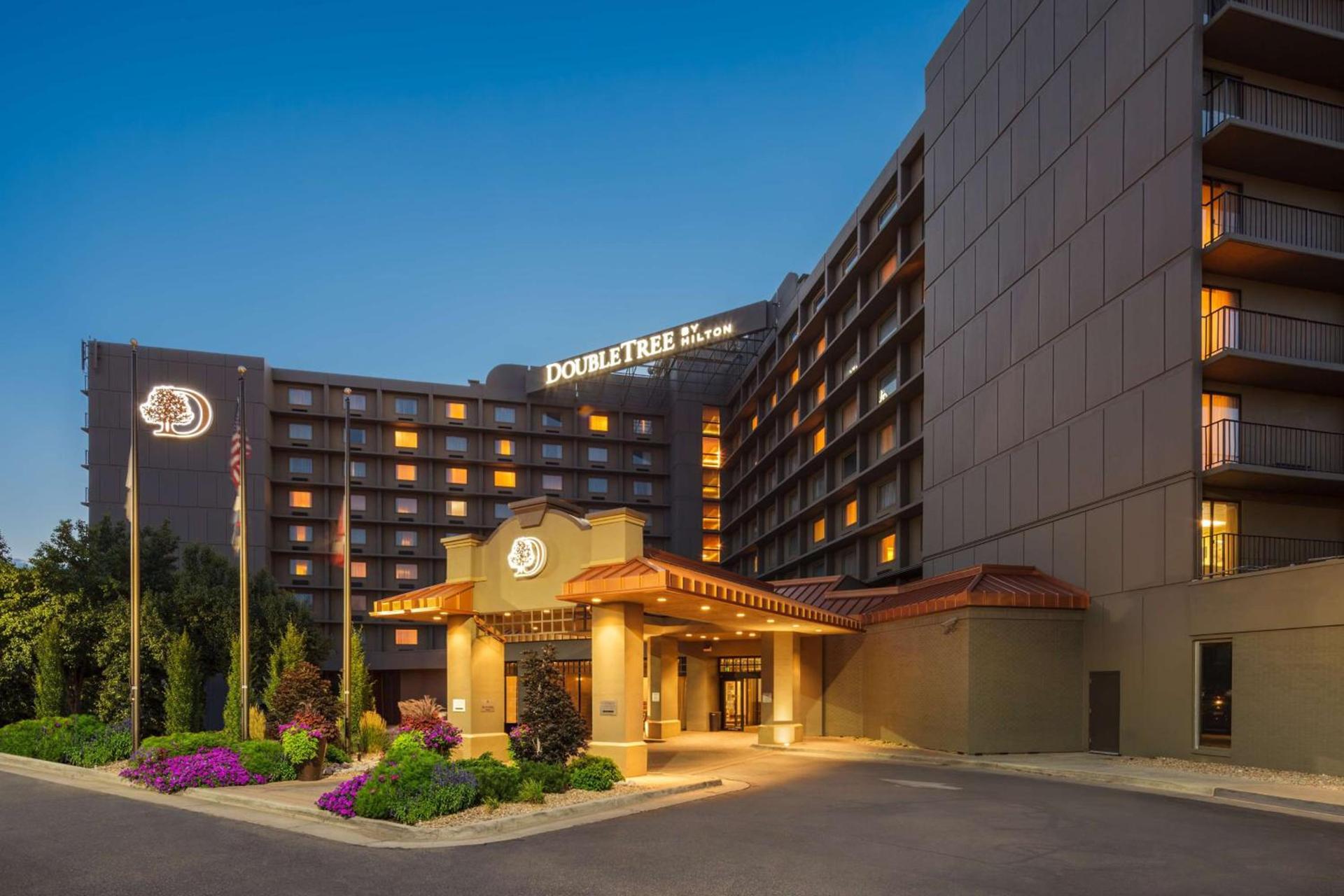 DoubleTree by Hilton Hotel Denver — hotel in Denver