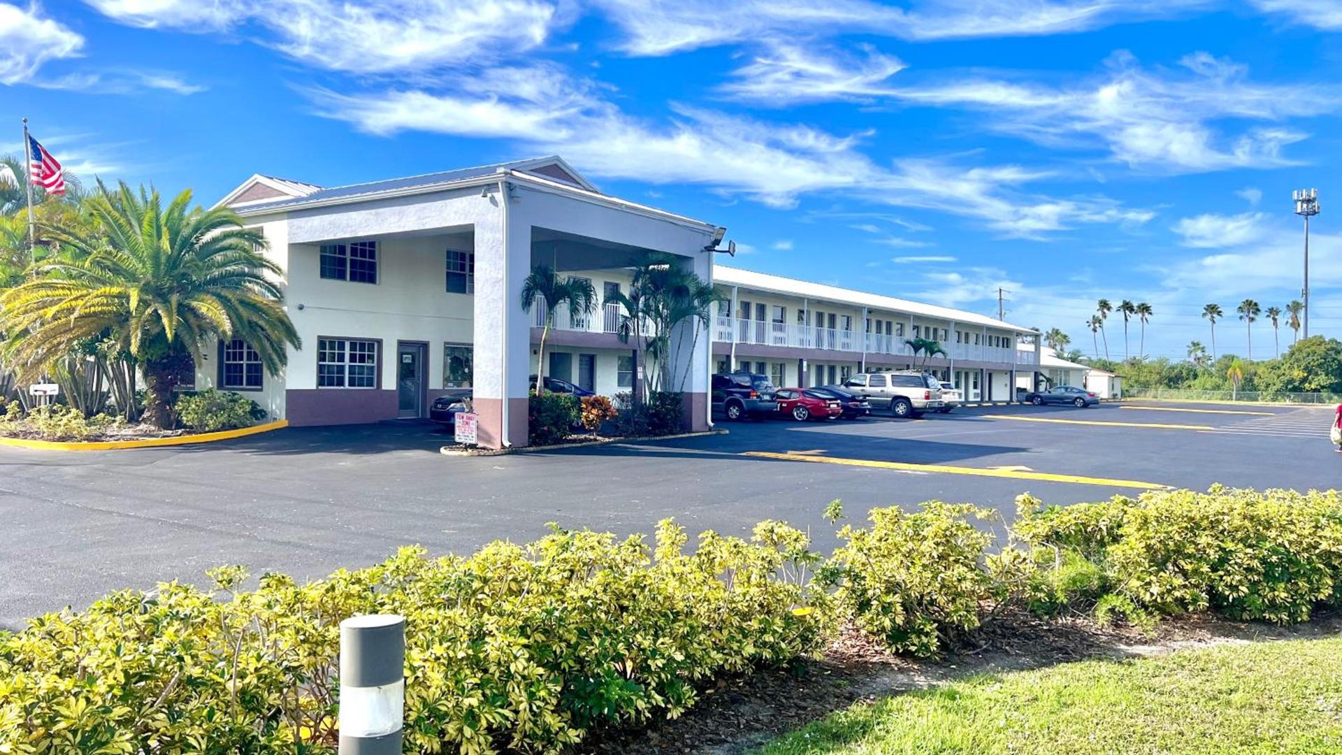 Flamingo Motel — hotel in Okeechobee