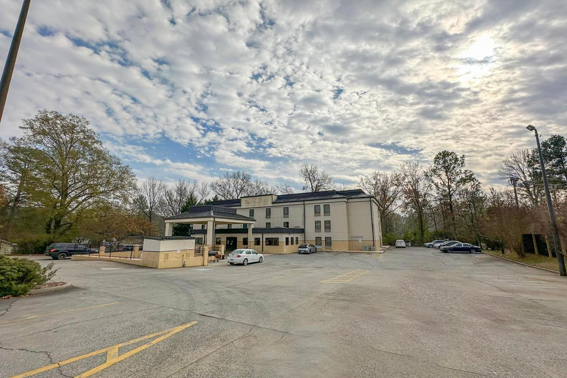 OYO Hotel Rome West GA — hotel in Rome