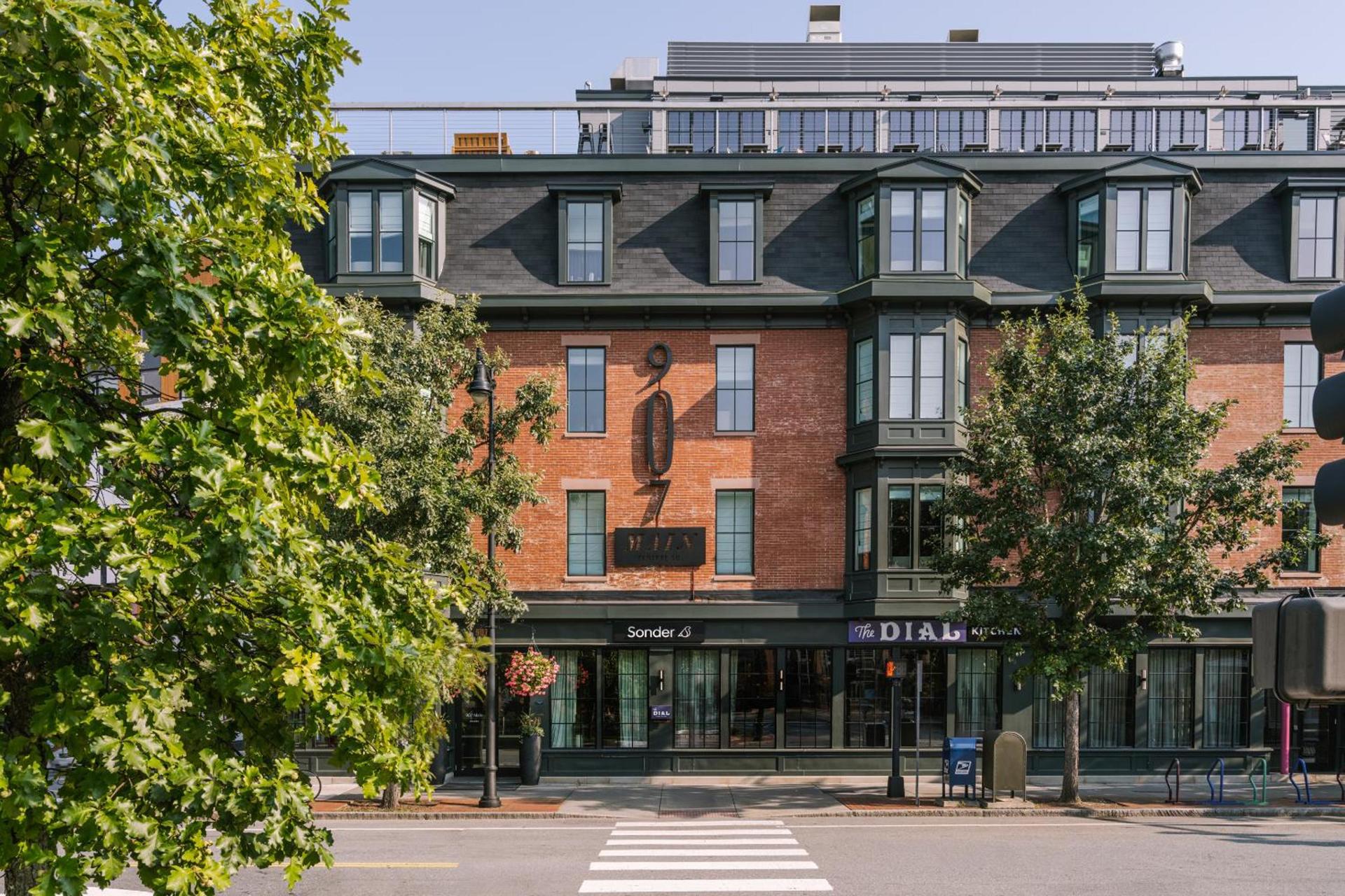 Lark Hotels 907 Main — hotel in Cambridge