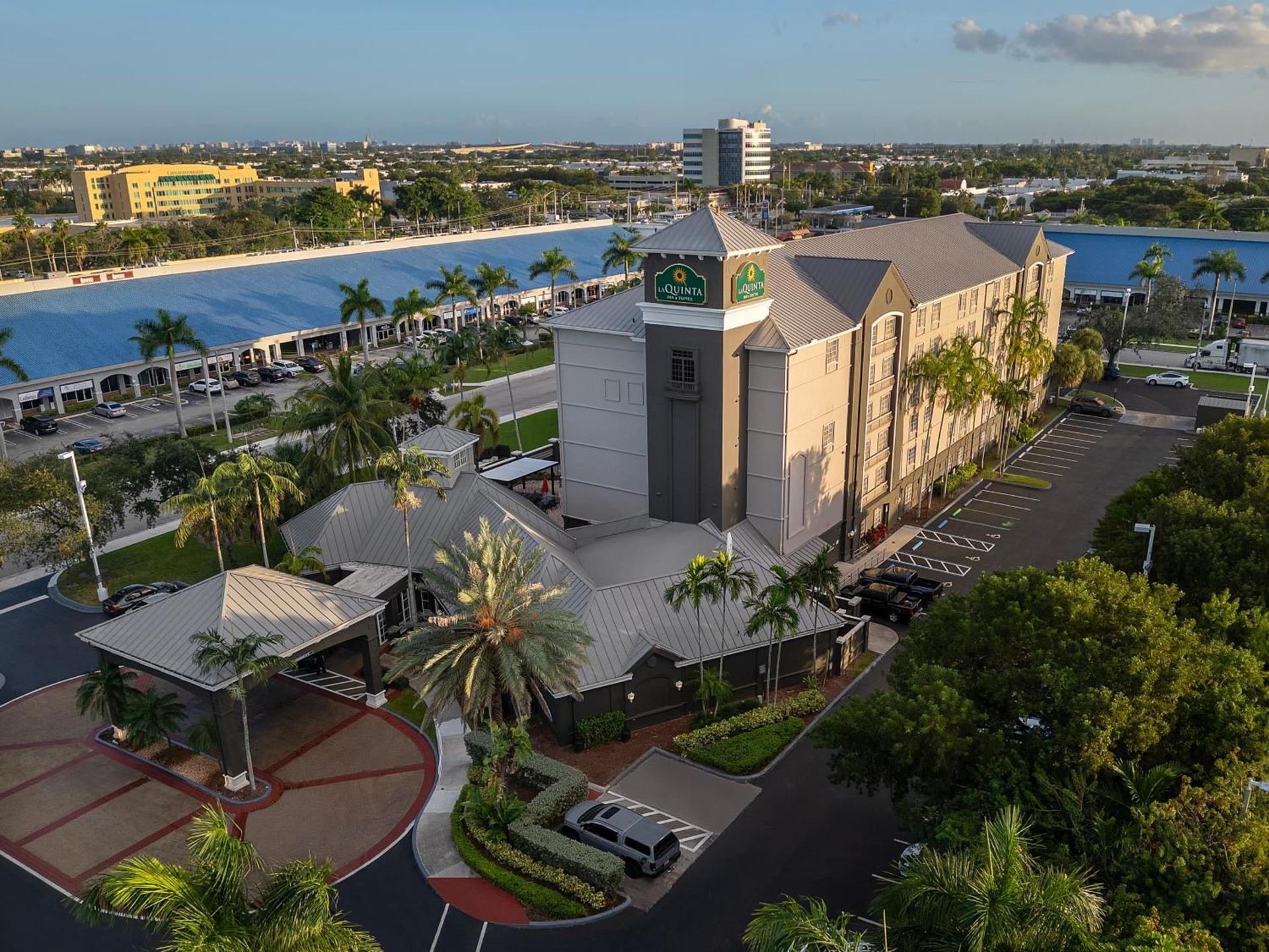 La Quinta by Wyndham Miami Airport West — hotel in Miami