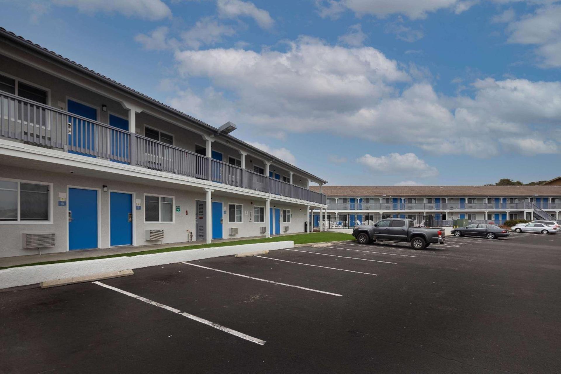 Days Inn by Wyndham Arroyo Grande Pismo Beach — hotel in Arroyo Grande