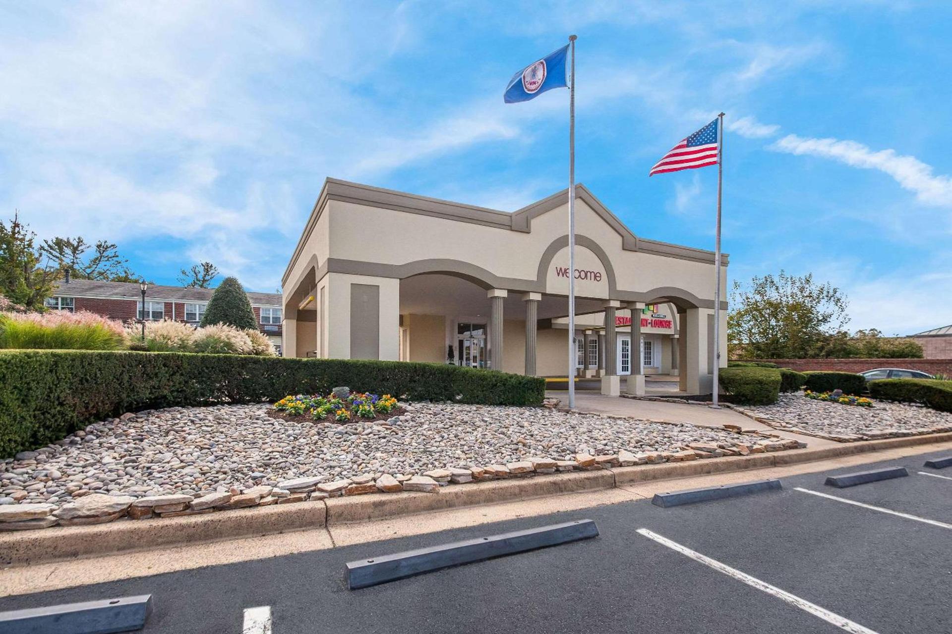 Clarion Inn Falls Church-Arlington — hotel in Falls Church