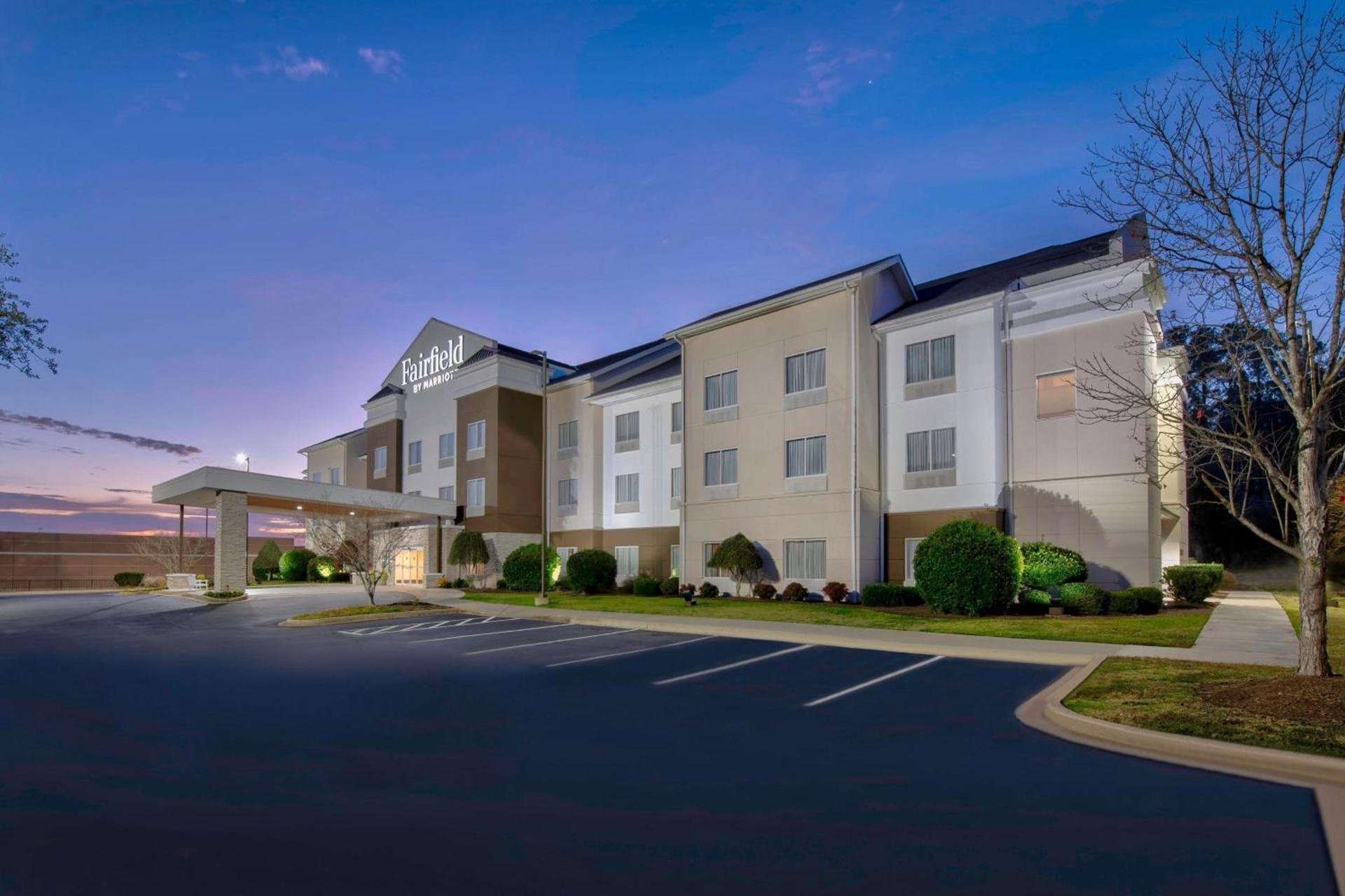 Fairfield Inn & Suites by Marriott Greenwood — hotel in Greenwood