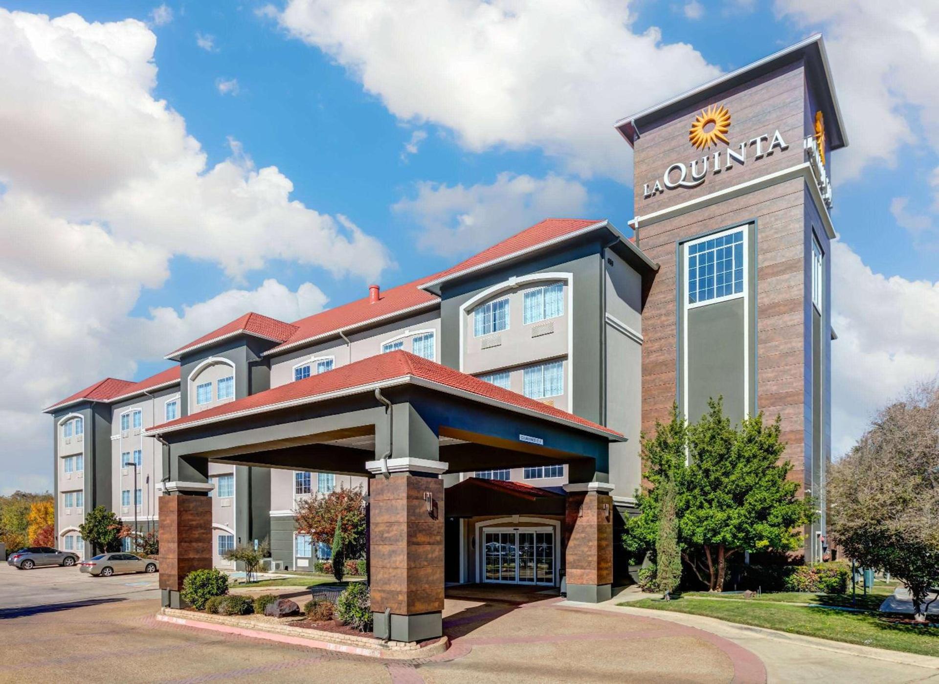 La Quinta by Wyndham Fort Worth NE Mall — hotel in Hurst