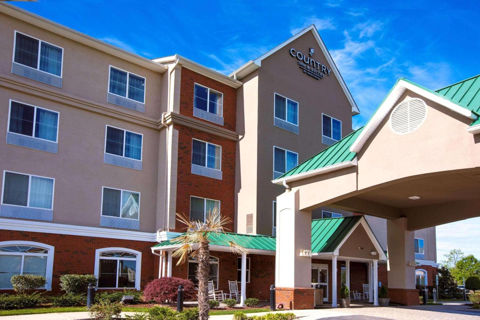 Country Inn & Suites by Radisson, Wilson, NC — hotel in Wilson
