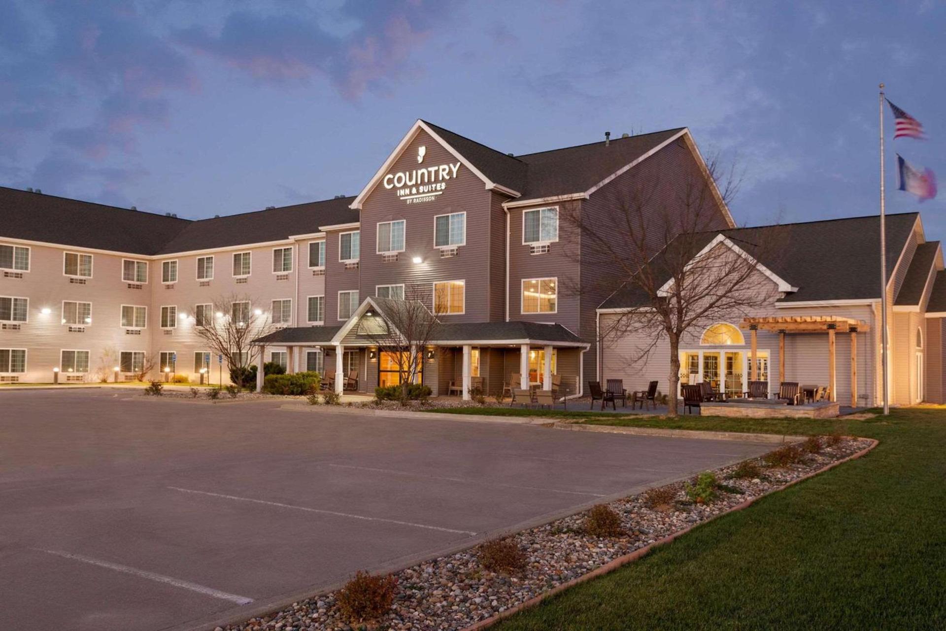 Country Inn & Suites by Radisson, Ames, IA — hotel in Ames