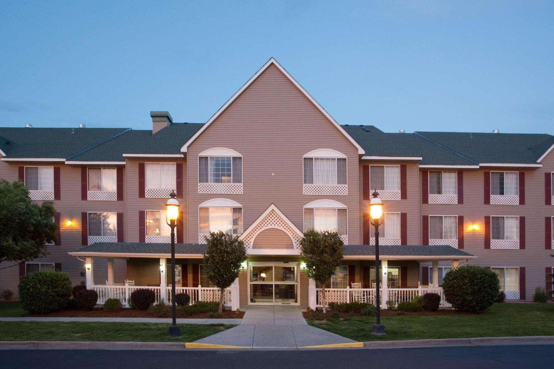 Country Inn & Suites by Radisson, Greeley, CO — hotel in Greeley
