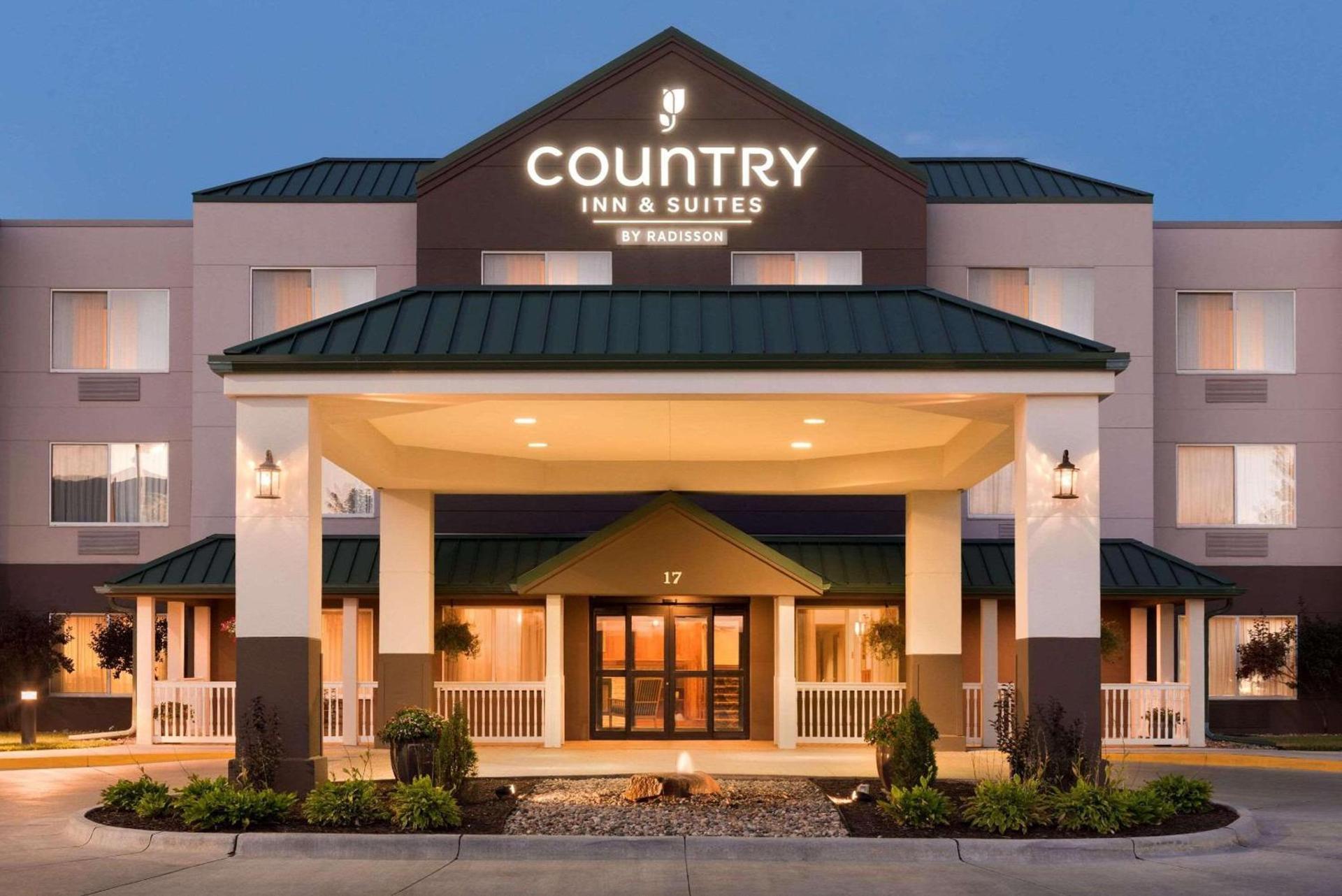 Country Inn & Suites by Radisson, Council Bluffs, IA — hotel in Council Bluffs