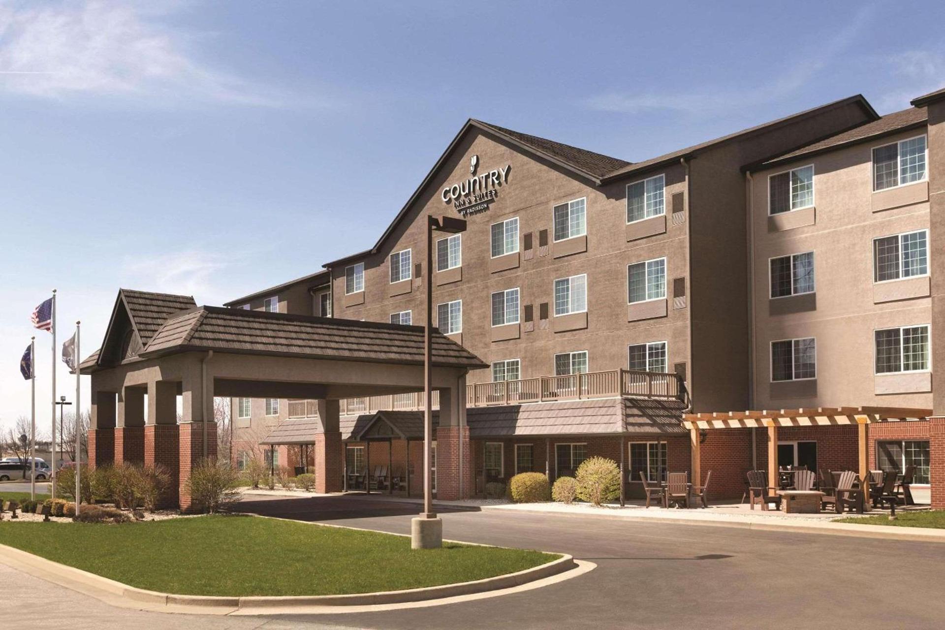 Country Inn & Suites by Radisson, Indianapolis Airport South, IN — hotel in Indianapolis