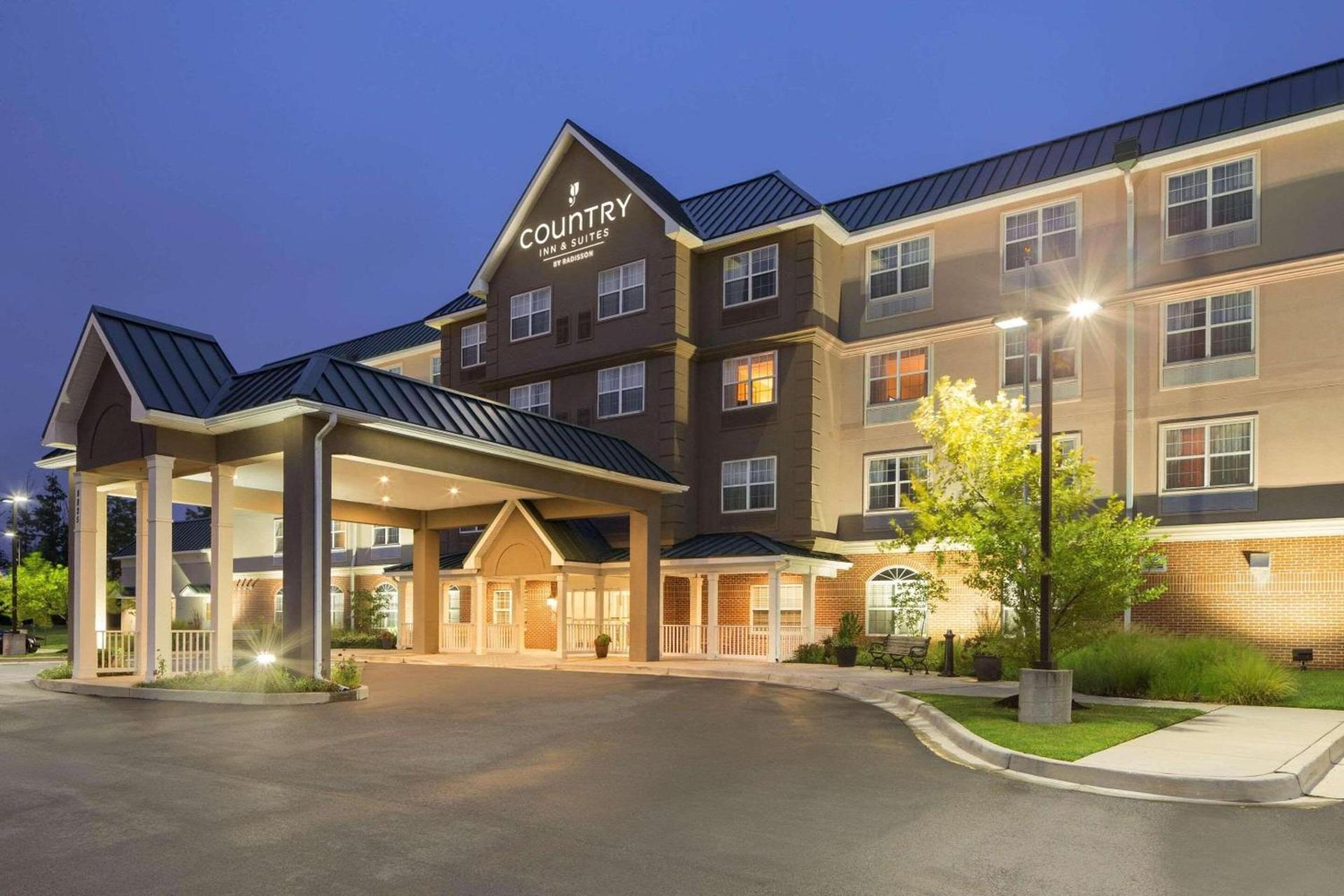 Country Inn & Suites by Radisson, Baltimore North, MD — hotel in White Marsh